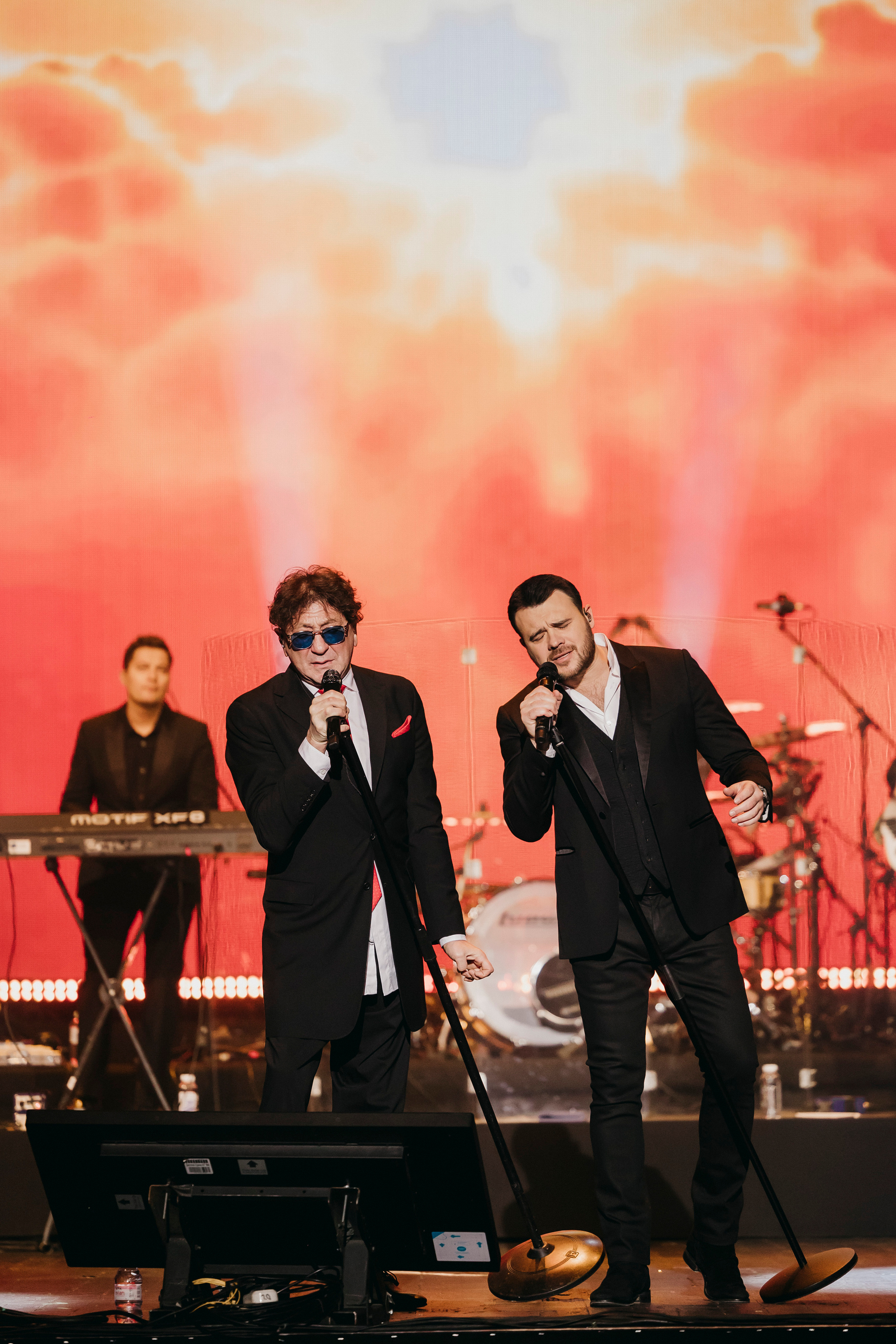 Григорий Лепс и Эмин  на праздничном концерте «Я нравлюсь женщинам» в Crocus City Hall