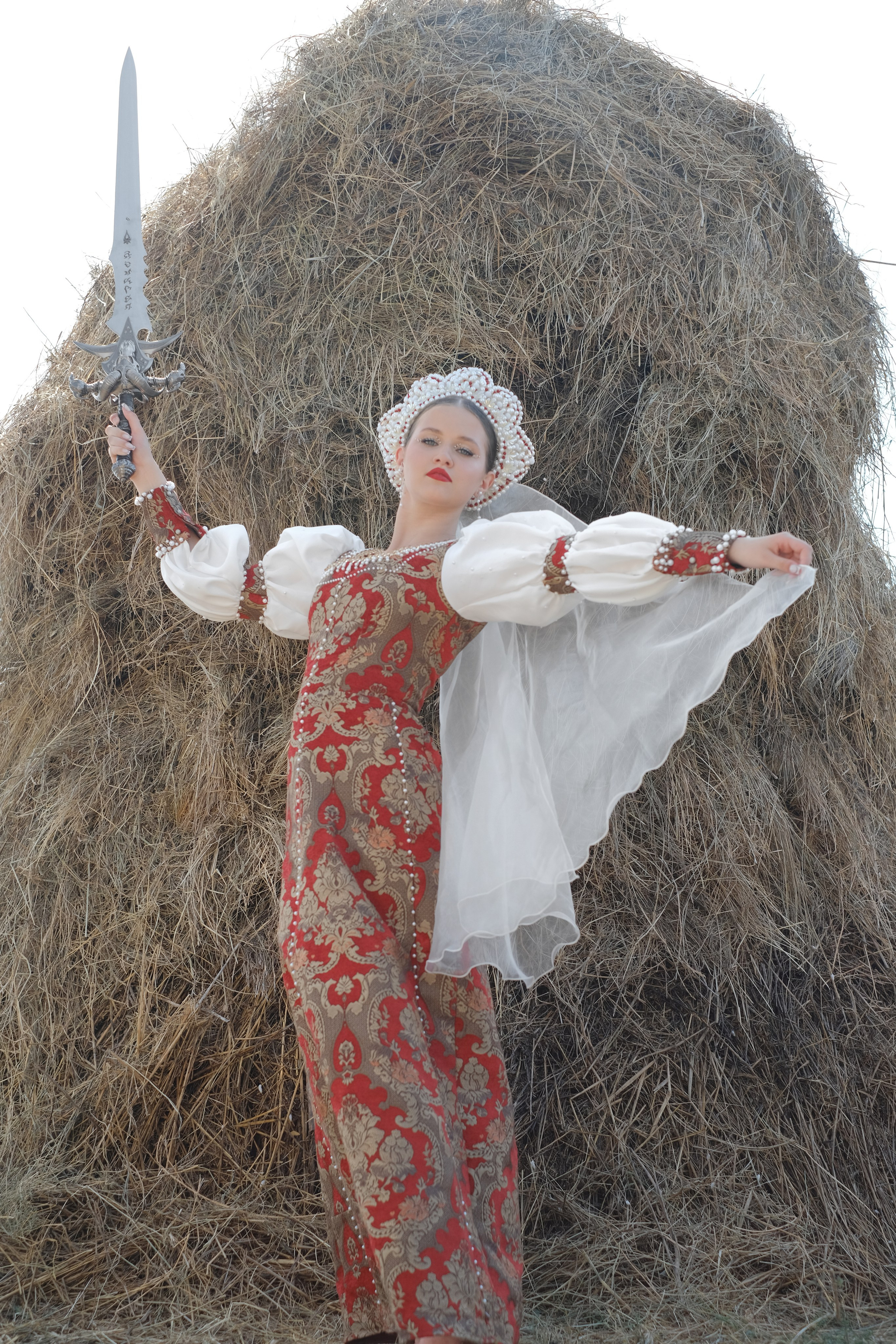 Славянский фестиваль «MARYCROWNS». Профессиональная фотосъемка в Крыму. Натуральные эмоции и живые кадры. Забронируйте дату прямо сейчас!