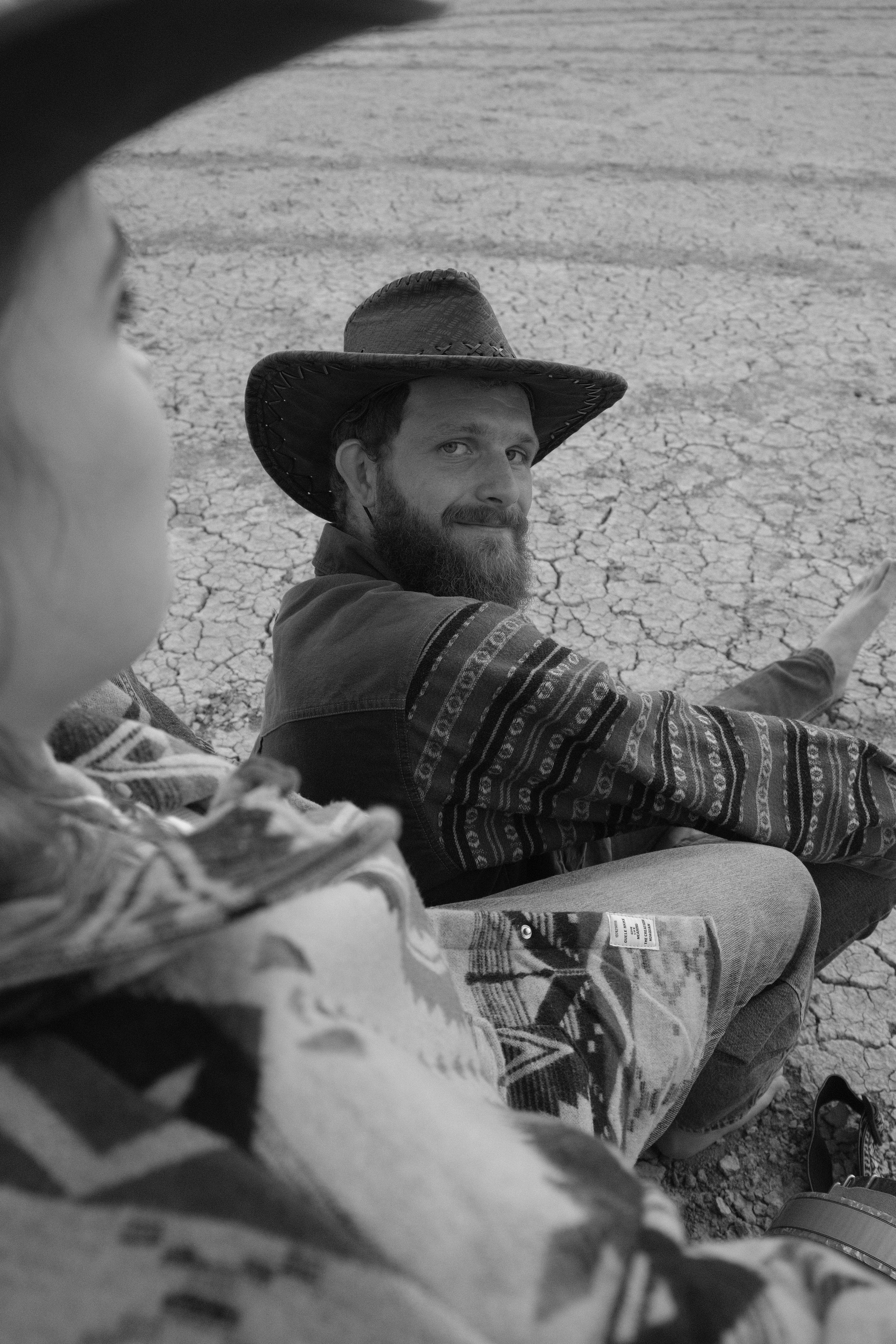 История любви. Дикий запад, ковбойские фильм, лихие ребята, прошлые века, wild west. Профессиональная фотосъемка в Крыму. Натуральные эмоции и живые кадры. Забронируйте дату прямо сейчас!