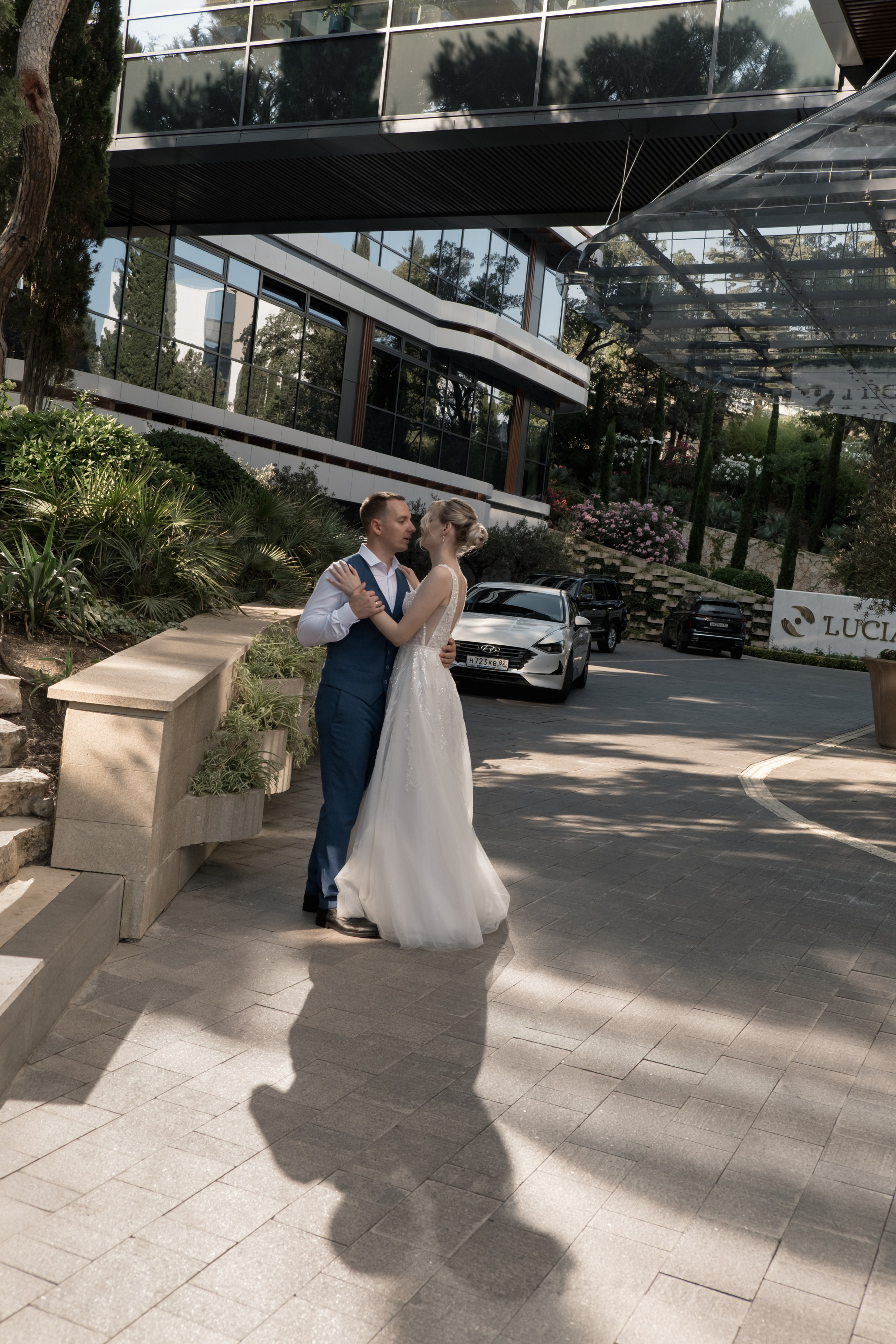 Е+В (Утро, ЗАГС, Luciano, Банкет). Профессиональная фотосъемка в Крыму. Натуральные эмоции и живые кадры. Забронируйте дату прямо сейчас!