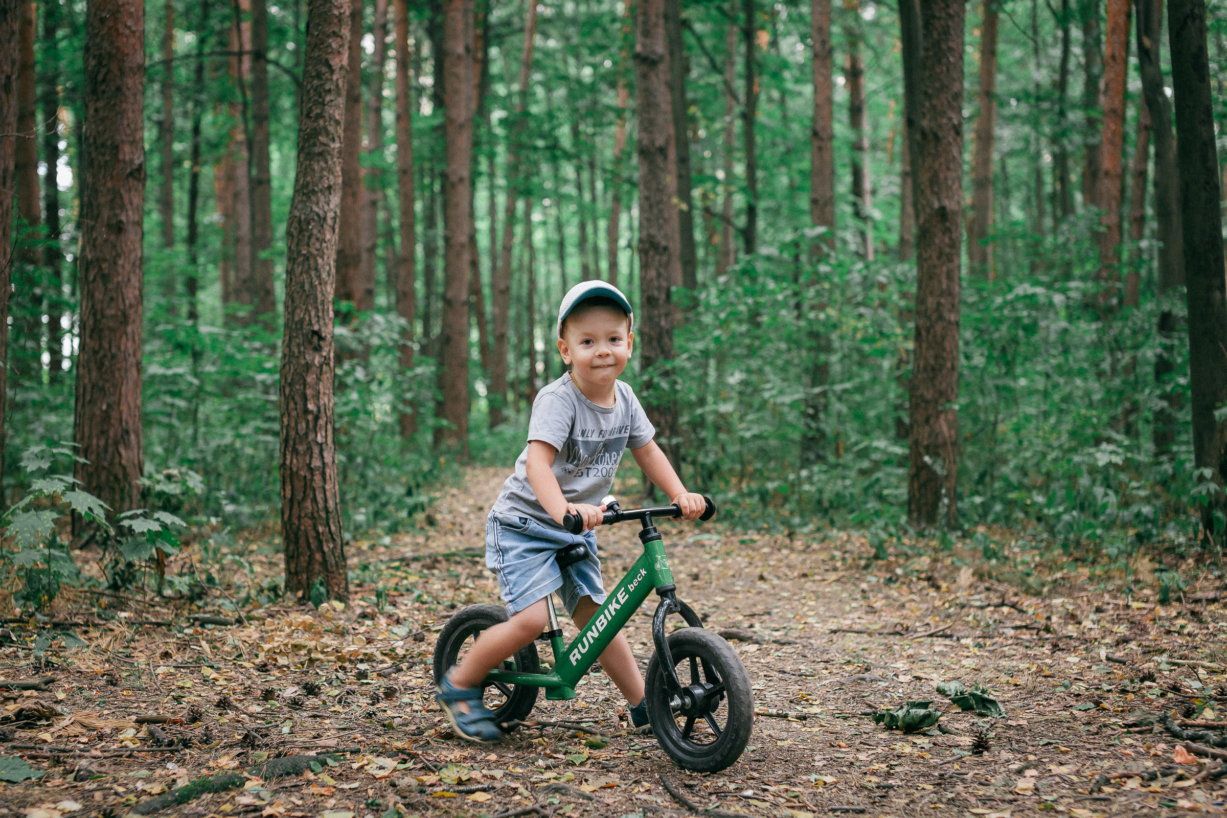 Иван и Анастасия лес. Алексей Никифоров свадебный и семейный фотограф Москва, Химки