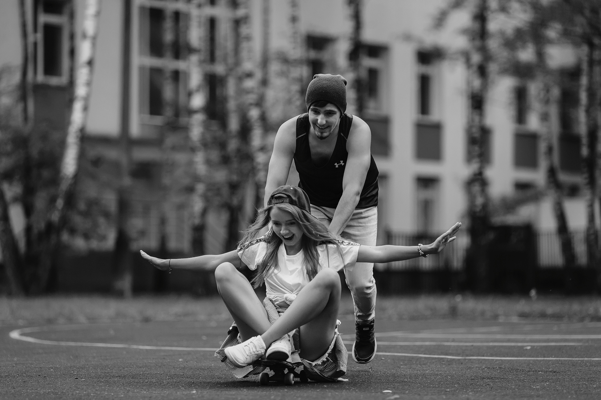 Наташа и Миша со скейтом. Семейный фотограф в Москве Марина Петра