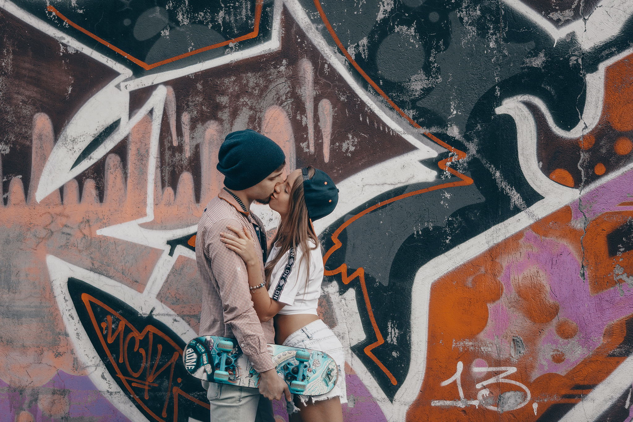 Наташа и Миша со скейтом. Семейный фотограф в Москве Марина Петра