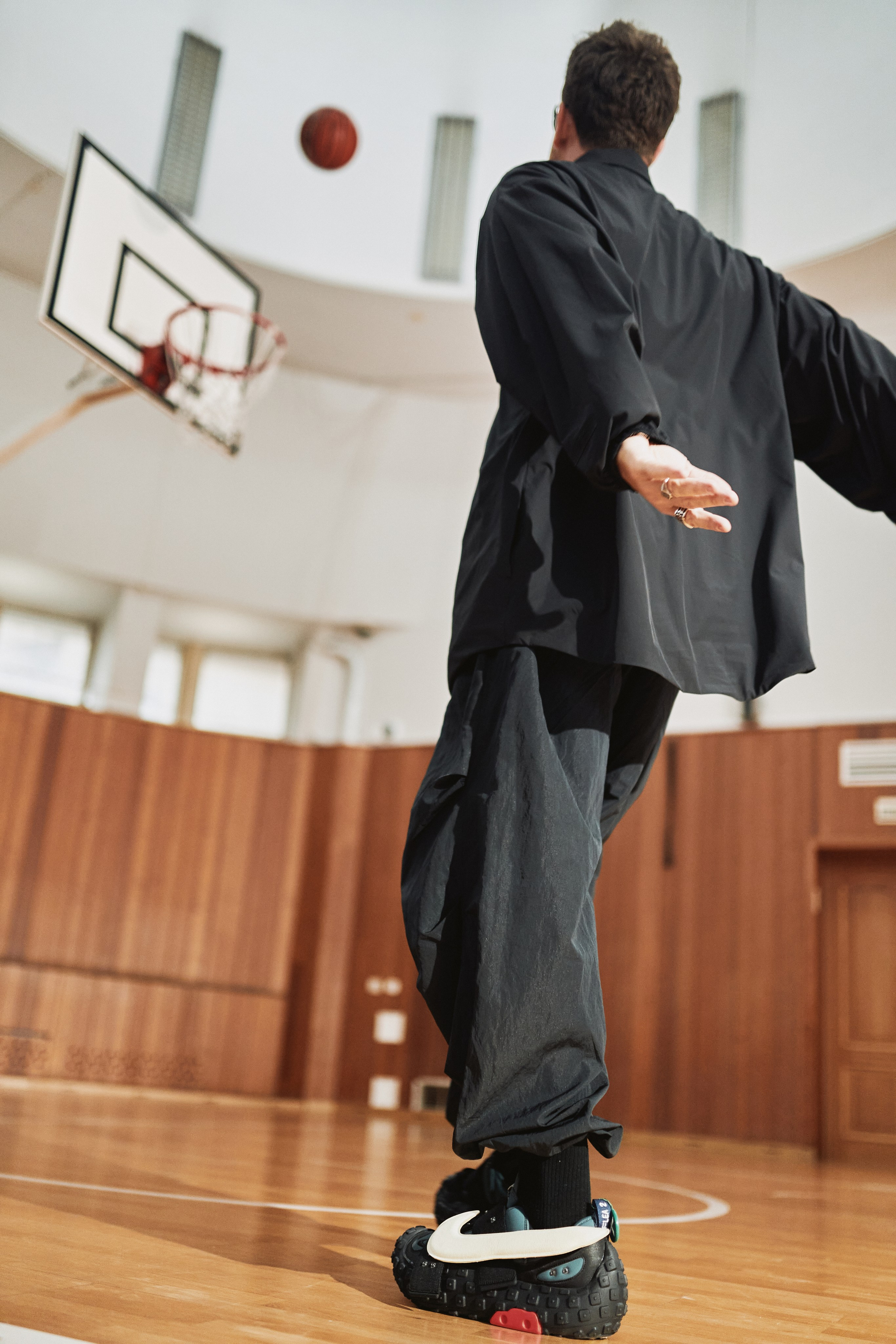 Сергей Мезенцев. Евгений Бреча. Коммерческий и бэкстейдж фотограф в Москве
