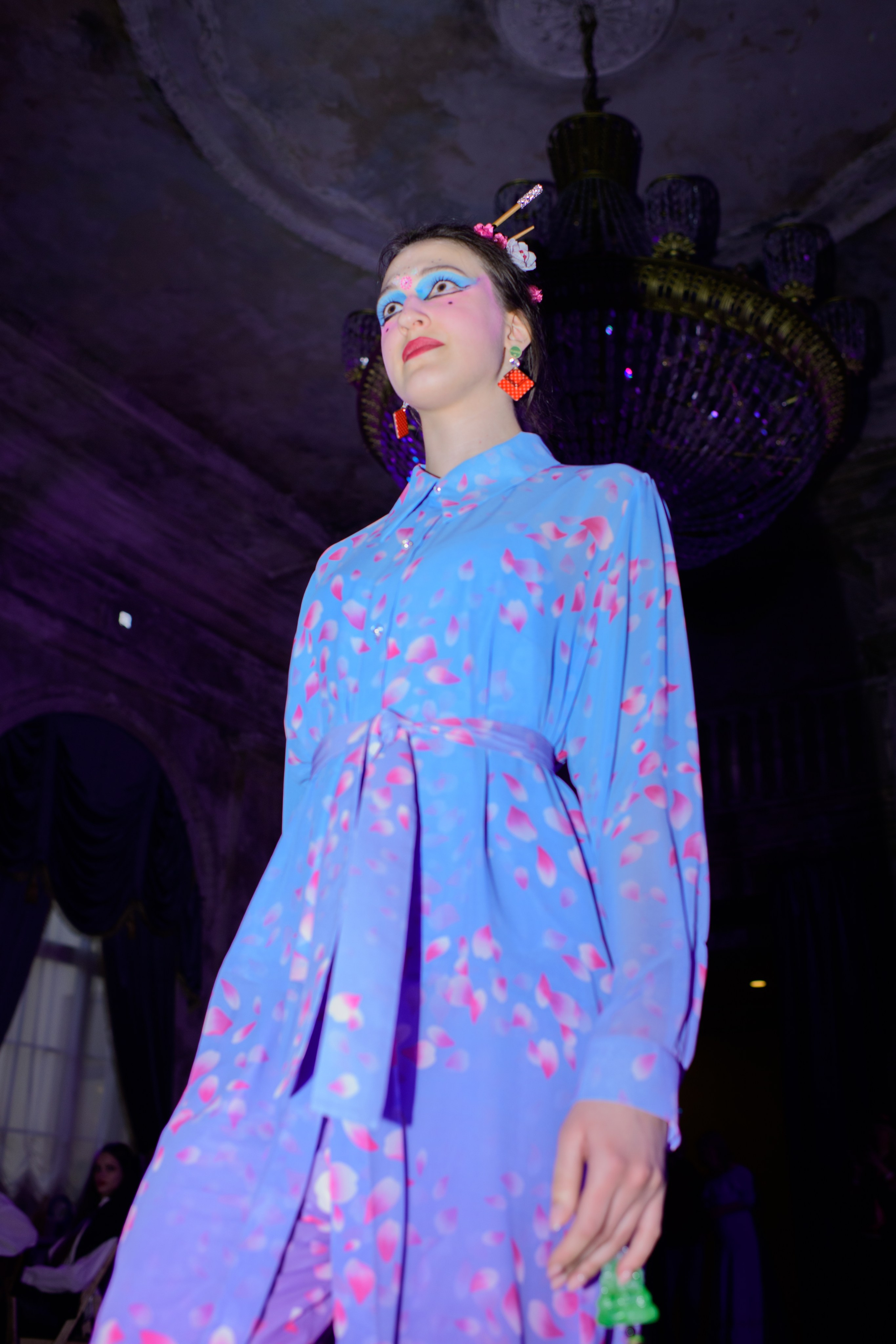 Репортаж модного показа «Люди брендов». Организация и проведение фотосъемок в Санкт-Петербурге. Фотограф Смирягин Илья