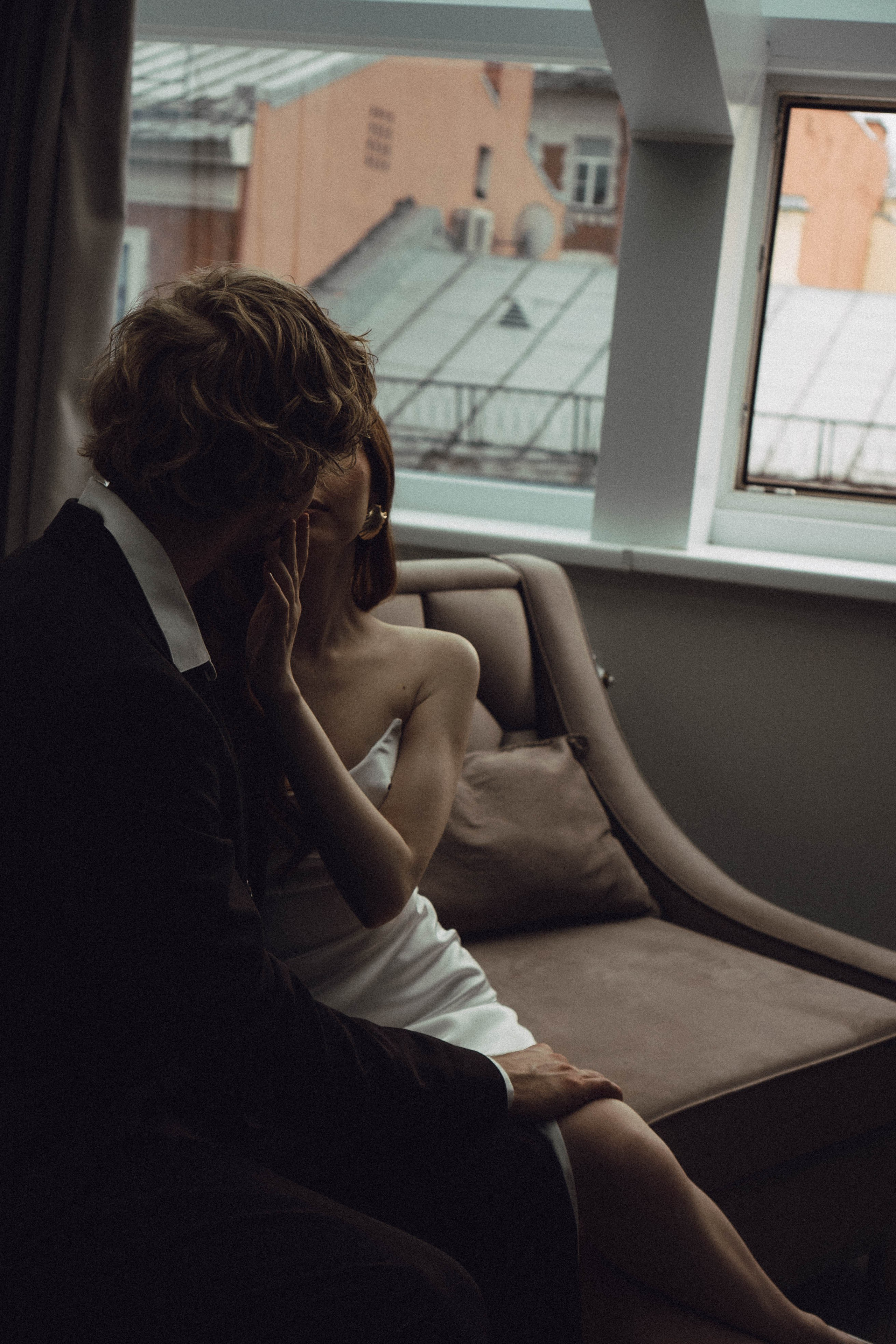 СВАДЕБНАЯ СЬЕМКА В ОТЕЛЕ. СБОРЫ ЖЕНИХА И НЕВЕСТЫ И ТАКЖЕ ТОР И ПОДГОТОВКА К ПРОГУЛКЕ. Профессиональный фотограф, Санкт-Петербург — Виктория Богомолова