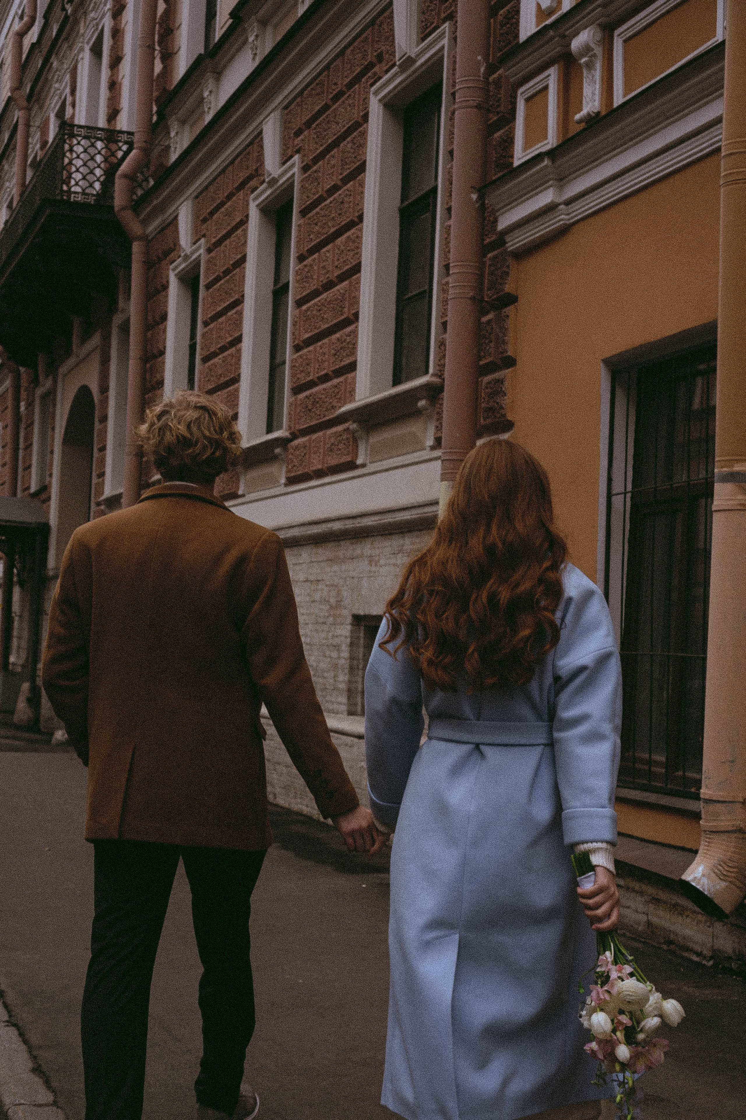 СВАДЕБНАЯ ПРОГУЛКА ПО ПЕТРОГРАДКЕ ВЕСНОЙ (ФОТОСЕССИИЯ ПАРЫ СВАДЕБНАЯ). Профессиональный фотограф, Санкт-Петербург — Виктория Богомолова