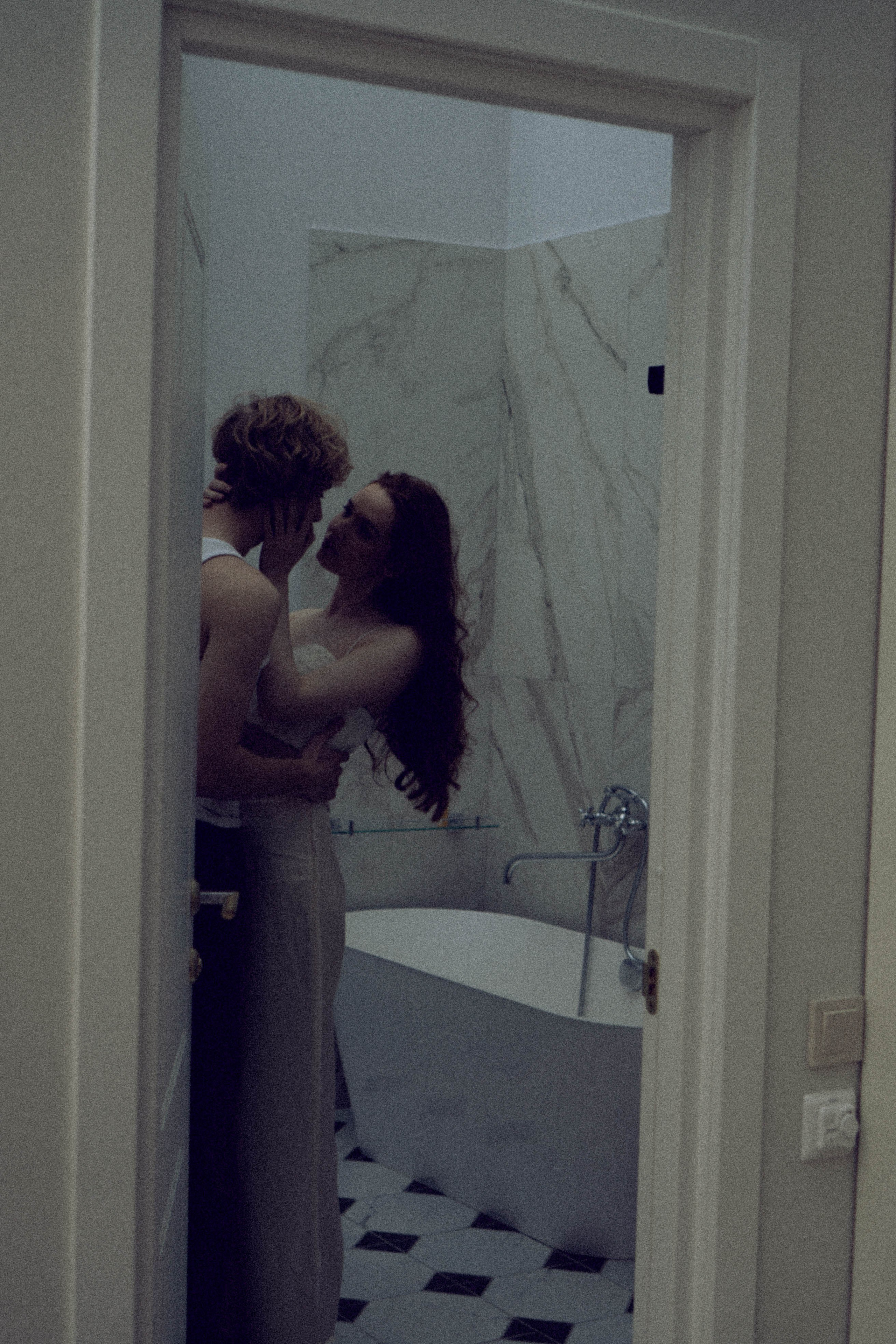 СВАДЕБНАЯ СЬЕМКА В ОТЕЛЕ. СБОРЫ ЖЕНИХА И НЕВЕСТЫ И ТАКЖЕ ТОР И ПОДГОТОВКА К ПРОГУЛКЕ. Профессиональный фотограф, Санкт-Петербург — Виктория Богомолова