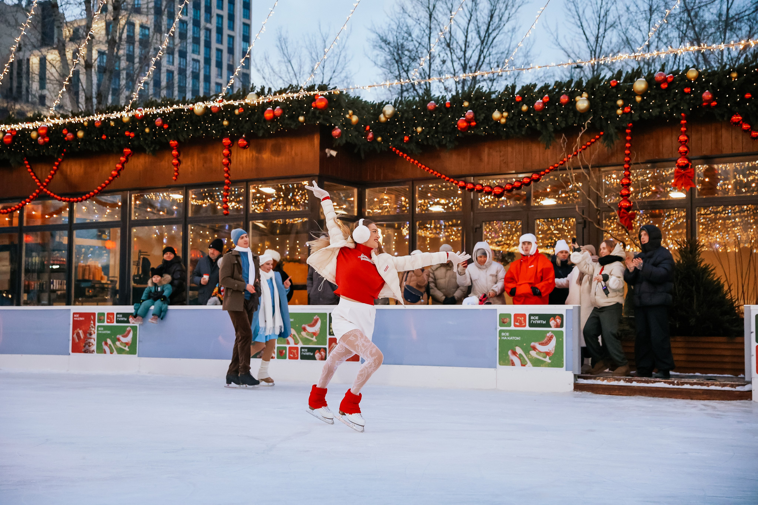 Ледовое шоу Сити каток Московское Чаепитие. Фотограф и видеограф Анна Домашенко