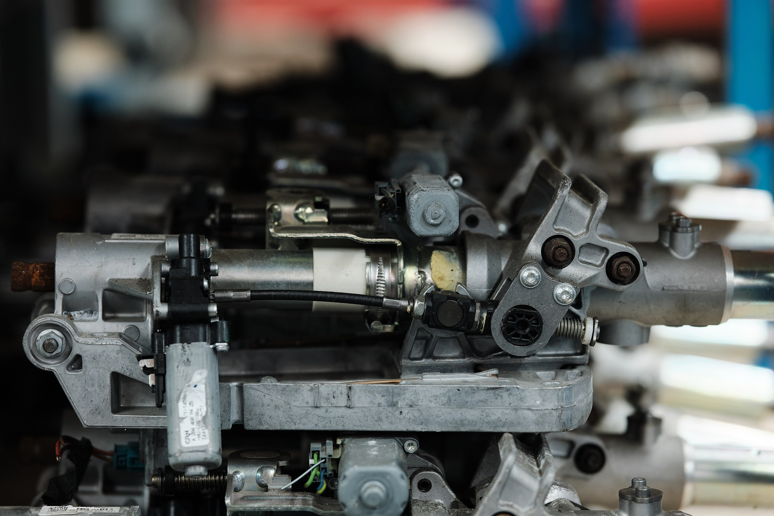 «Передняя подвеска Mercedes-Benz GLE W167 оригинальная запчасть»«Задняя пневматическая подвеска Mercedes-Benz GLS X167 с амортизаторами»«Комплект подвески Mercedes-Benz ML W166 с пружинами и рычагами»«Пневматическая подвеска Mercedes-Maybach S-Class W223 оригинал»«Амортизатор передний Mercedes-Benz GLC X253 для замены»ALT-тексты для коробок передач Mercedes-Benz«Автоматическая коробка передач 9G-Tronic Mercedes-Benz S-Class W222»«АКПП Mercedes-Benz GLE W167 оригинальная запчасть»«Коробка передач Mercedes-Benz ML W166 с электронным управлением»«Трансмиссия Mercedes-Maybach GLS X167 новая оригинальная деталь»«Коробка передач Mercedes-Benz GLC X253 автоматическая 9-ступенчатая»ALT-тексты для ходовой части Mercedes-Benz«Рычаг подвески передний Mercedes-Benz GLE W167 оригинал»«Шаровая опора Mercedes-Benz GLS X167 для замены»«Пружина подвески задняя Mercedes-Benz ML W166 новая»«Стойка стабилизатора Mercedes-Maybach S-Class W223 оригинальная»«Рулевая рейка Mercedes-Benz GLC X253 с усилителем»ALT-тексты для тормозных систем Mercedes-Benz«Тормозной диск передний Mercedes-Benz GLE W167 оригинальная запчасть»«Тормозной суппорт Mercedes-Benz GLS X167 с электрическим ручником»«Тормозные колодки Mercedes-Benz ML W166 комплект для замены»«ABS датчик Mercedes-Maybach S-Class W223 оригинал»«Тормозной диск задний Mercedes-Benz GLC X253 с вентиляцией»