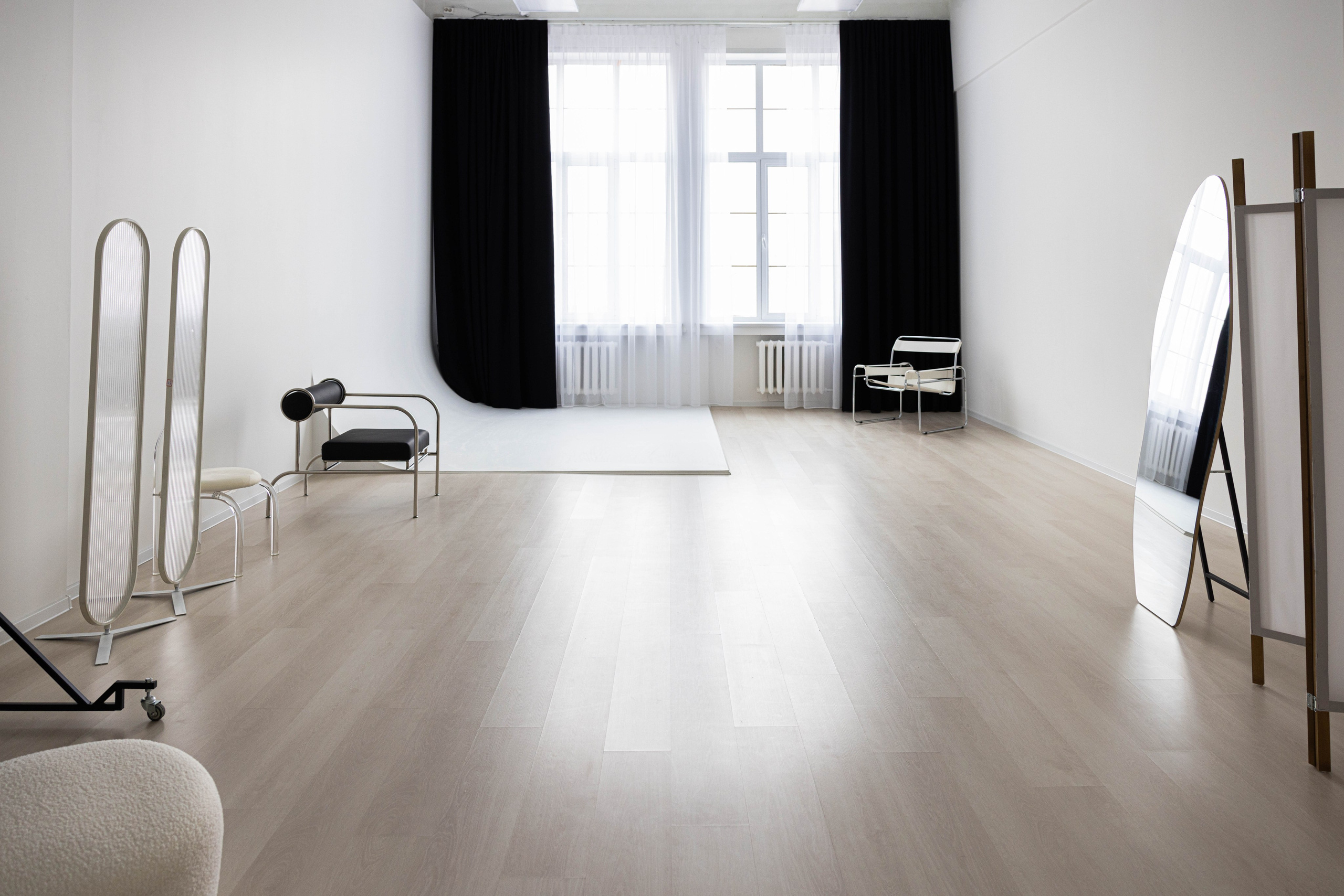 Залы с циклорамой в студии Photohub. Фотограф в Минске Людмила Дутко