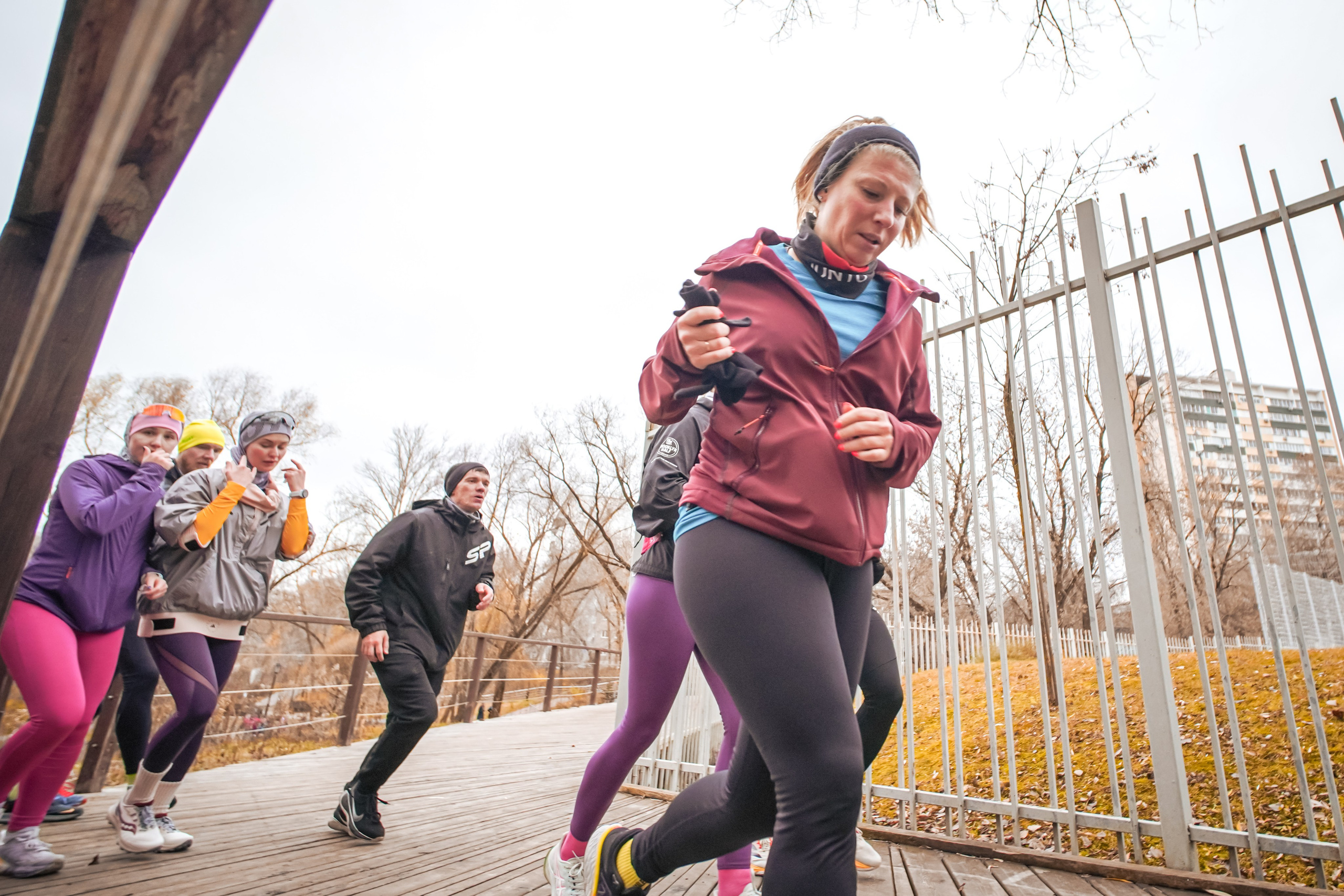 #марафонудома #яuzarun 2024 2-я петля, группа 6:30. Роман Капилюшов. Бег. Фото. Видео. г. Люберцы