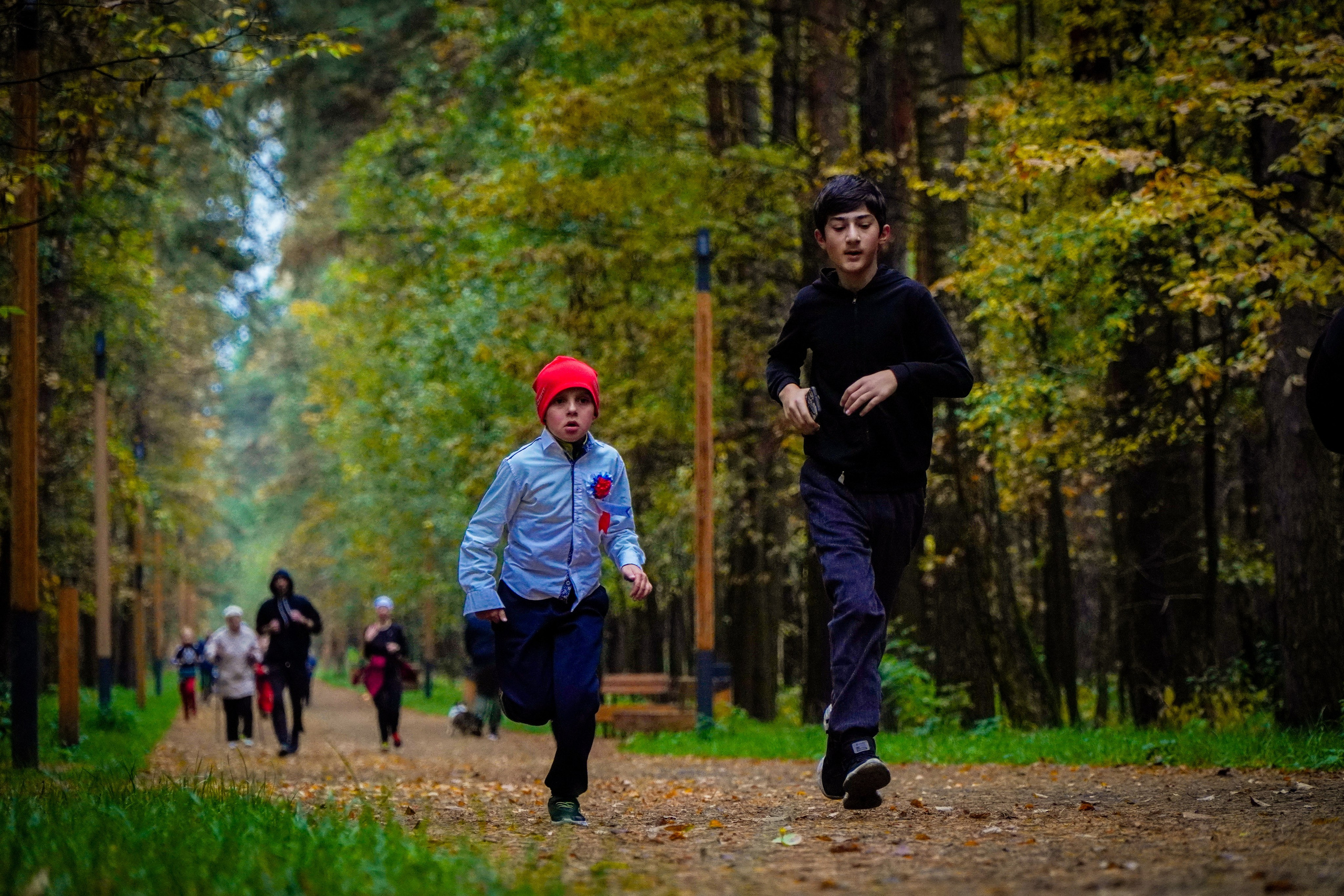 100-й забег 5 вёрст Томилинский. Роман Капилюшов. Бег. Фото. Видео. г. Люберцы