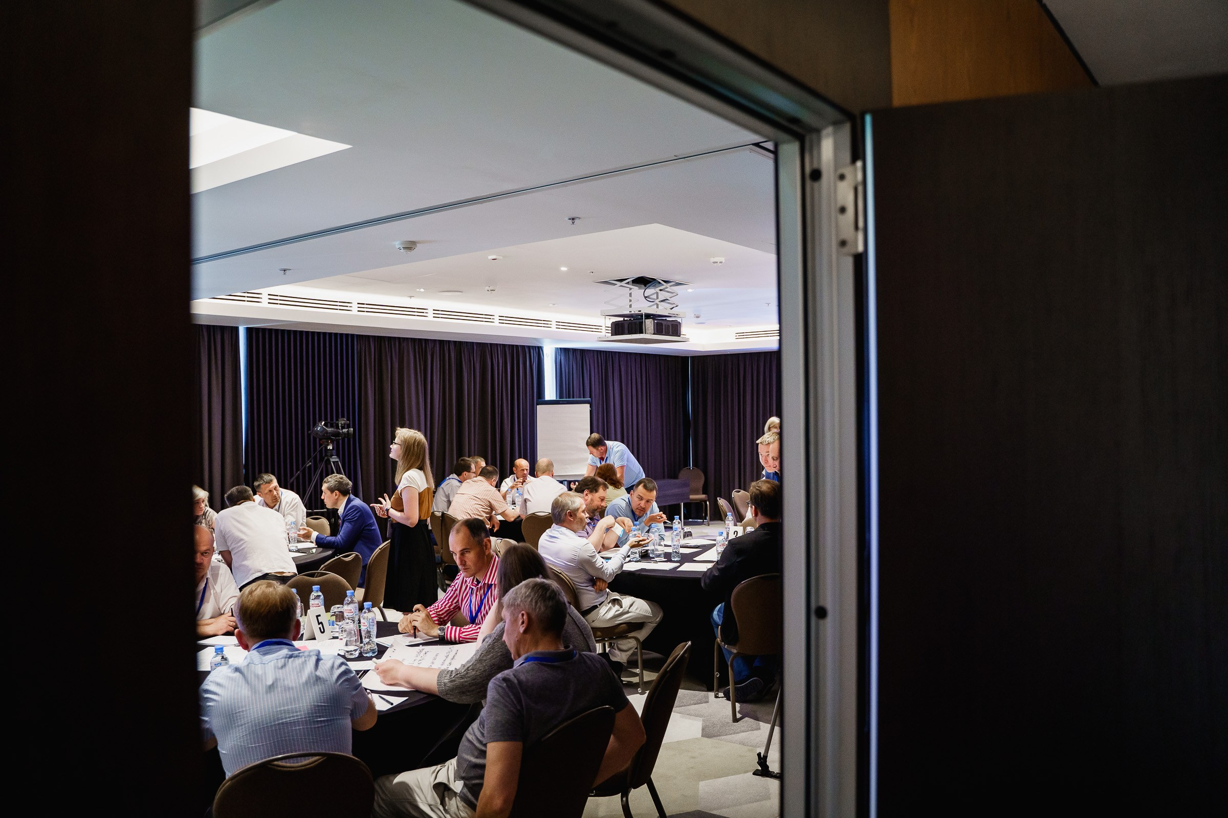 ДЕЛОВЫЕ МЕРОПРИЯТИЯ. Фотограф Константин Пешков