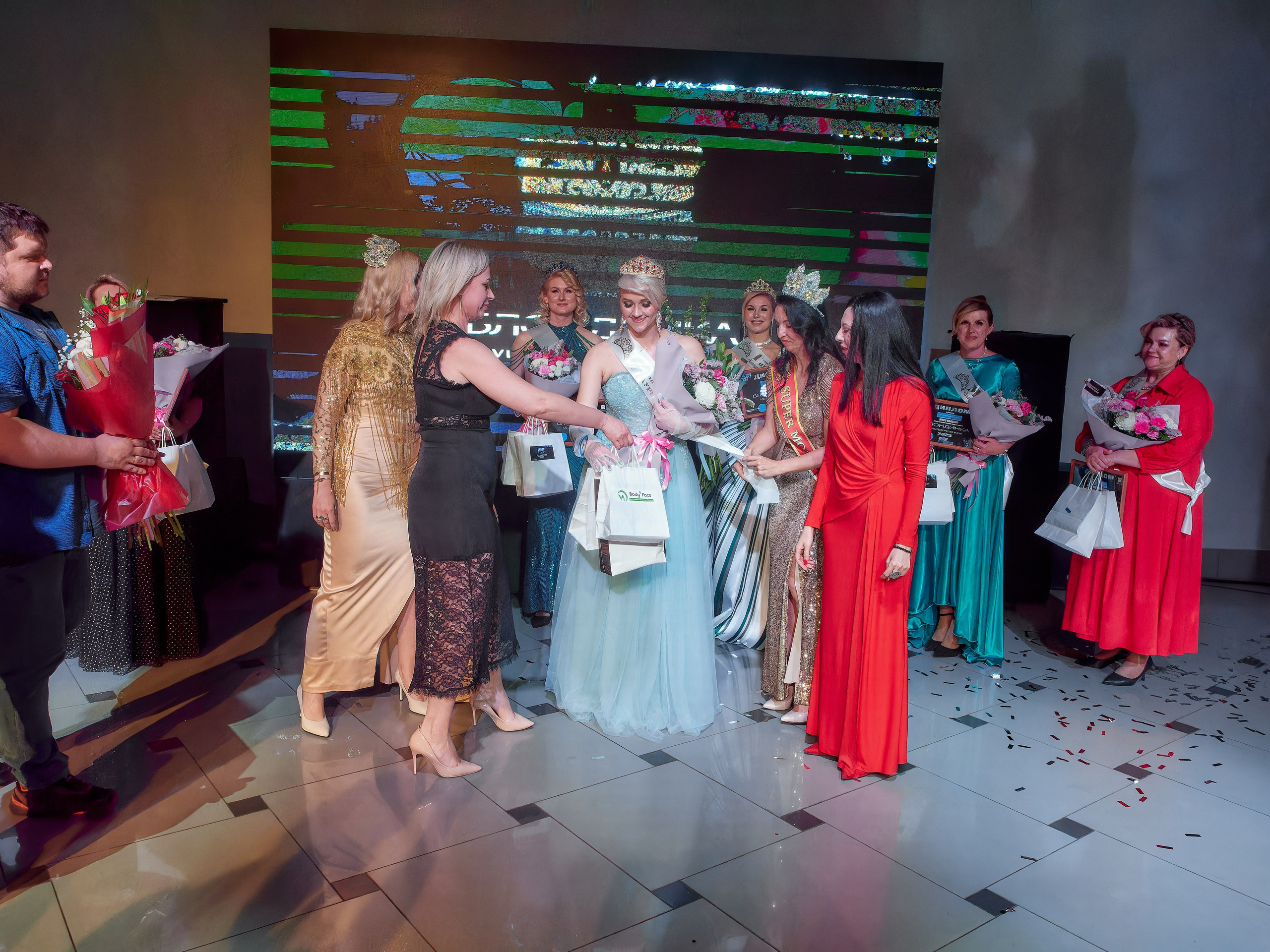 Блондинка Междуреченска. Семейный и детский фотограф в Междуреченск Олег Бамбульский