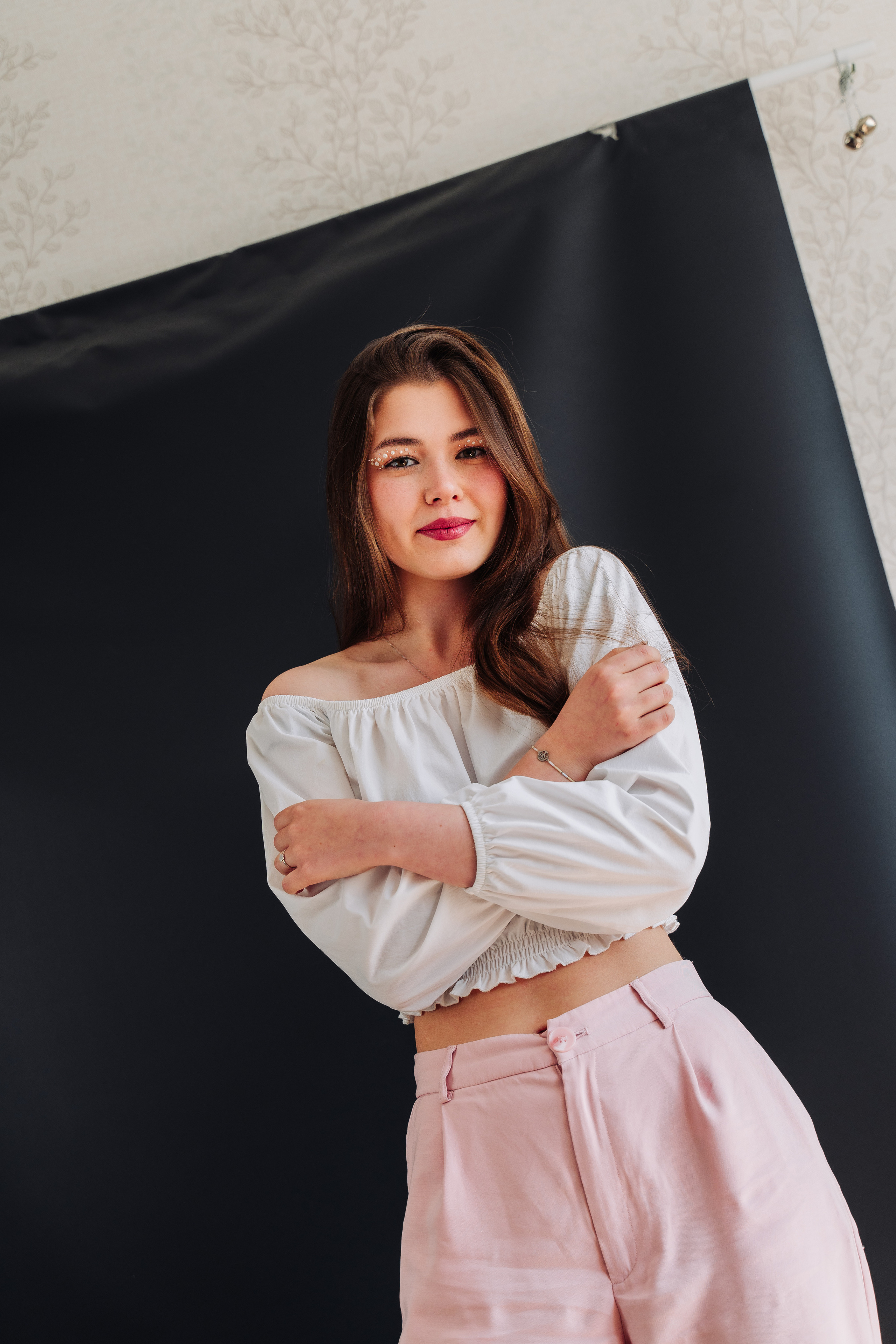 Сабина, макияж. Ищем потаённое. Портретный и предметный фотограф в Санкт-Петербурге