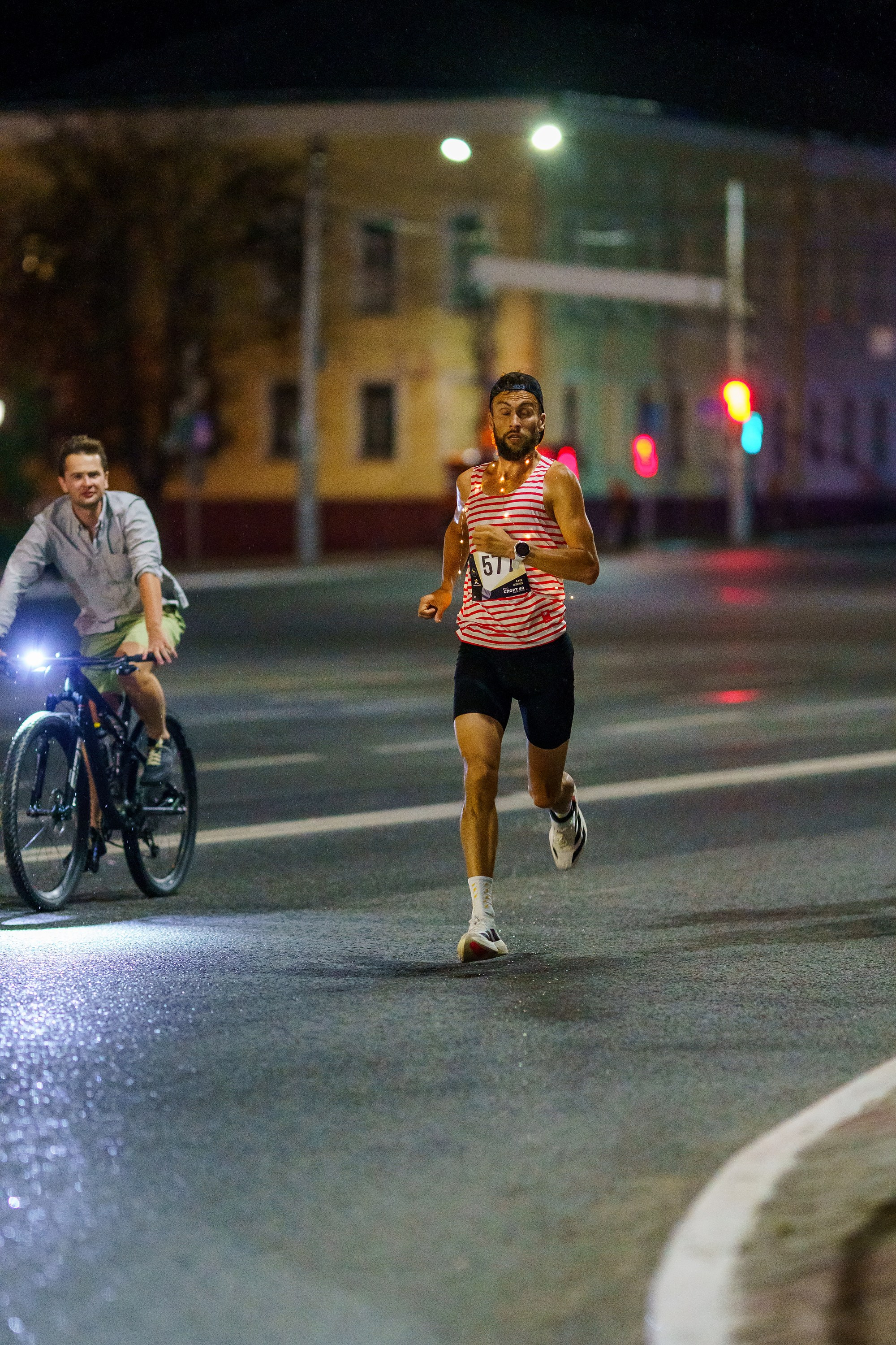Фотографии Забег «Калуга ночь» 2025. Фотограф спортивные события, недвижимость, турбизнес