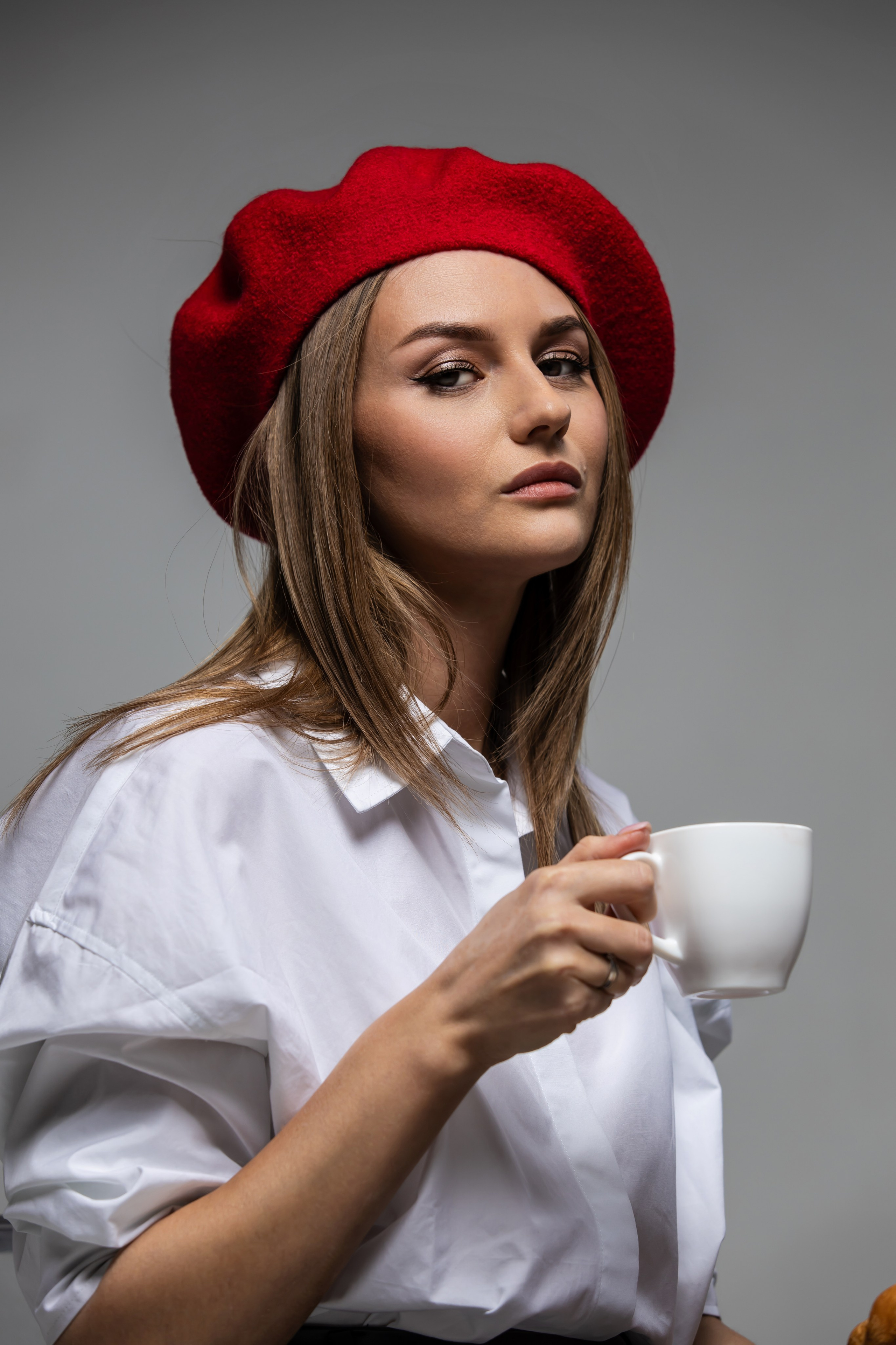 Полина. Главная