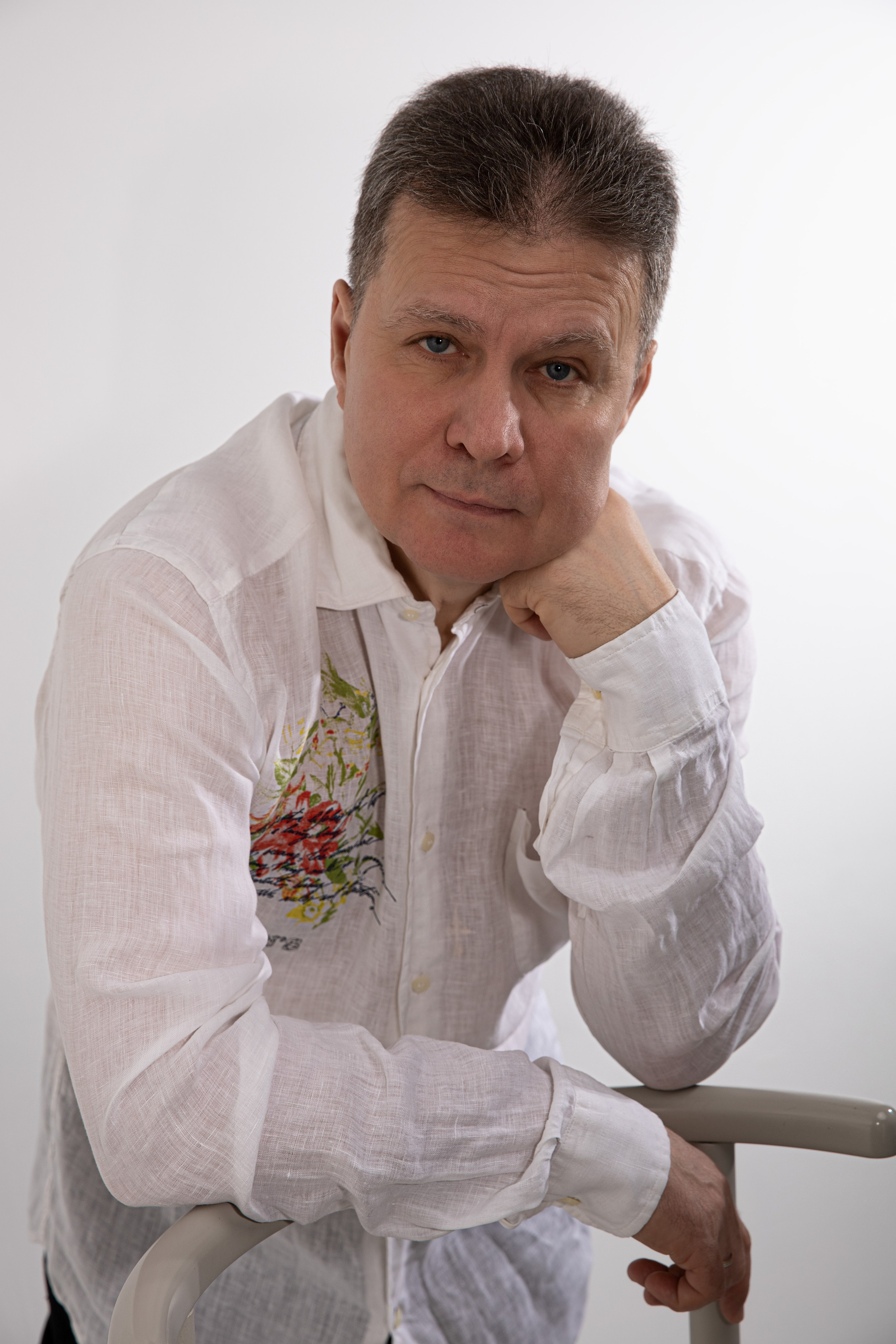 Сергей. ФОТОГРАФ РАДОСТИ Фотосессия в студии СПб. Портретный фотограф — Юрий Торлопов