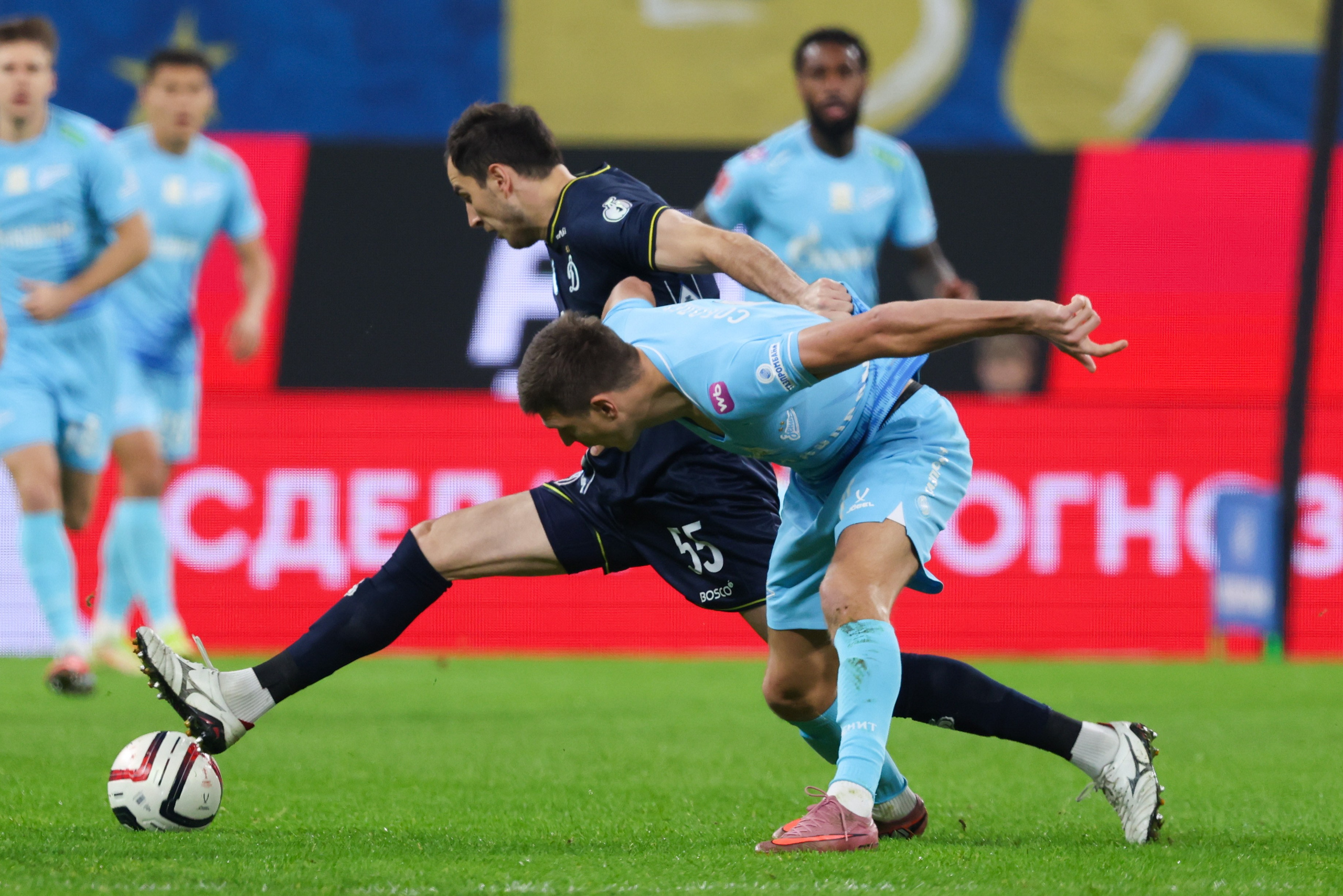 ФК «Зенит — ФК «Динамо» Москва 05.11.2025. Спортивный и репортажный фотограф Антон Тереханов