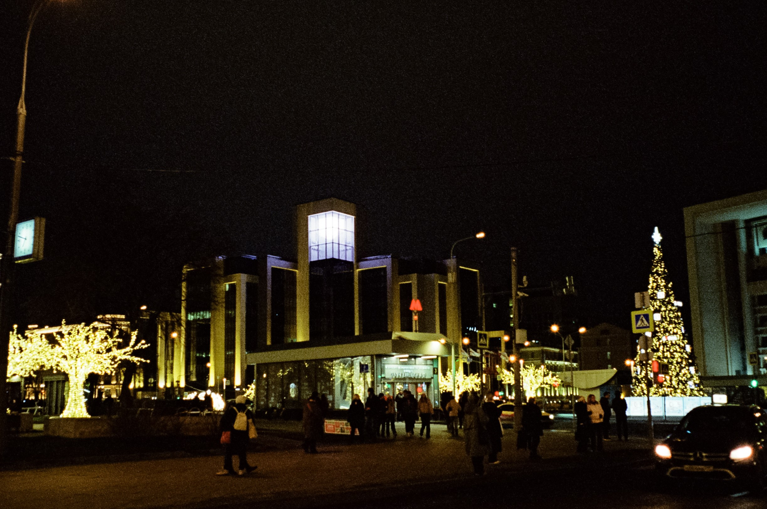 Мясницкая, Сретенский бульвар, Скаковая улица (РусИмп) / Bessa-T — Ultron 28 mm 2 / SFL 500T @800