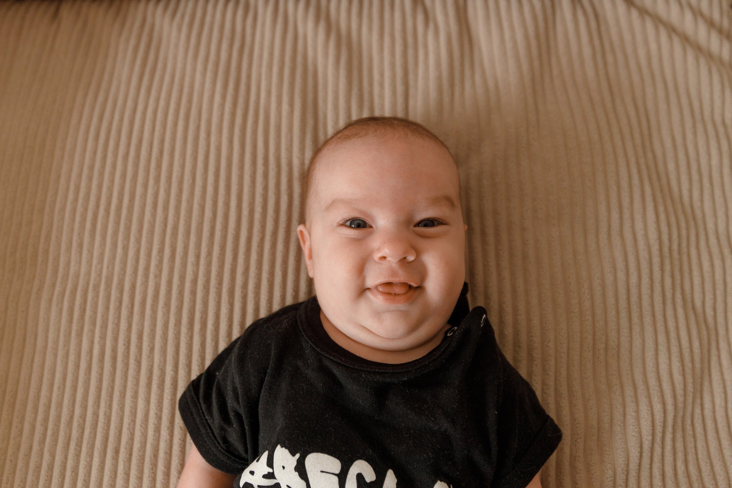 2 месяца малышу. Авето фото. Выпускные альбомы Камчатка