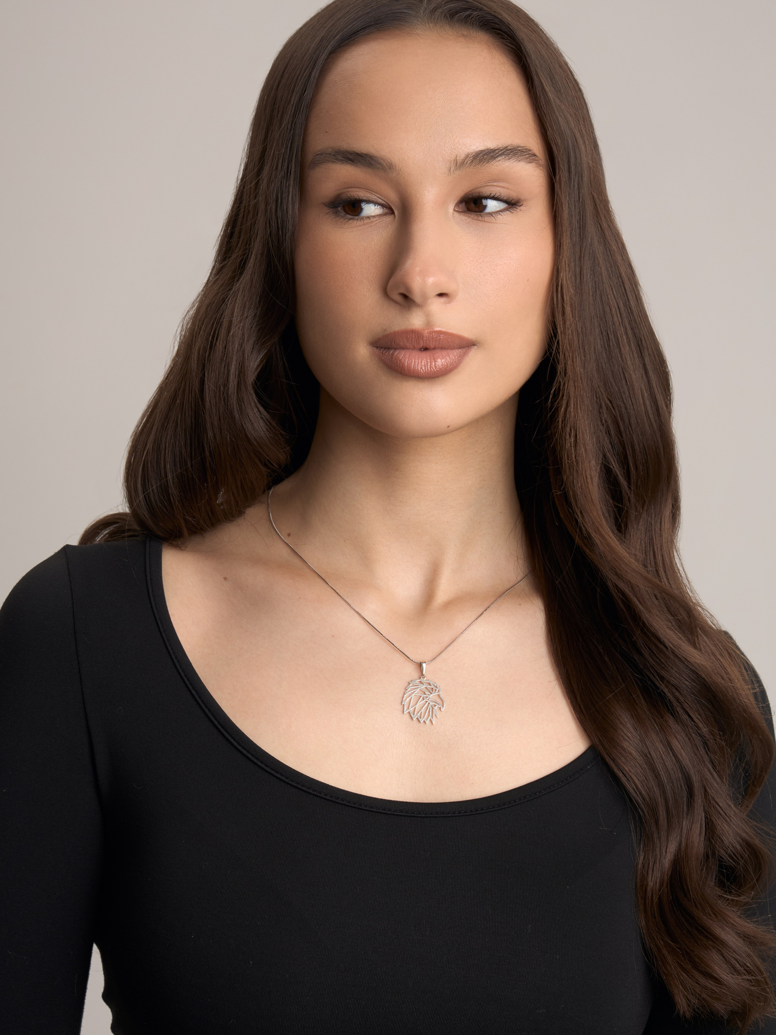 ARTEFACTUM.SHOP. Фотограф для брендов из Санкт-Петербурга Элина Каспаравичюс