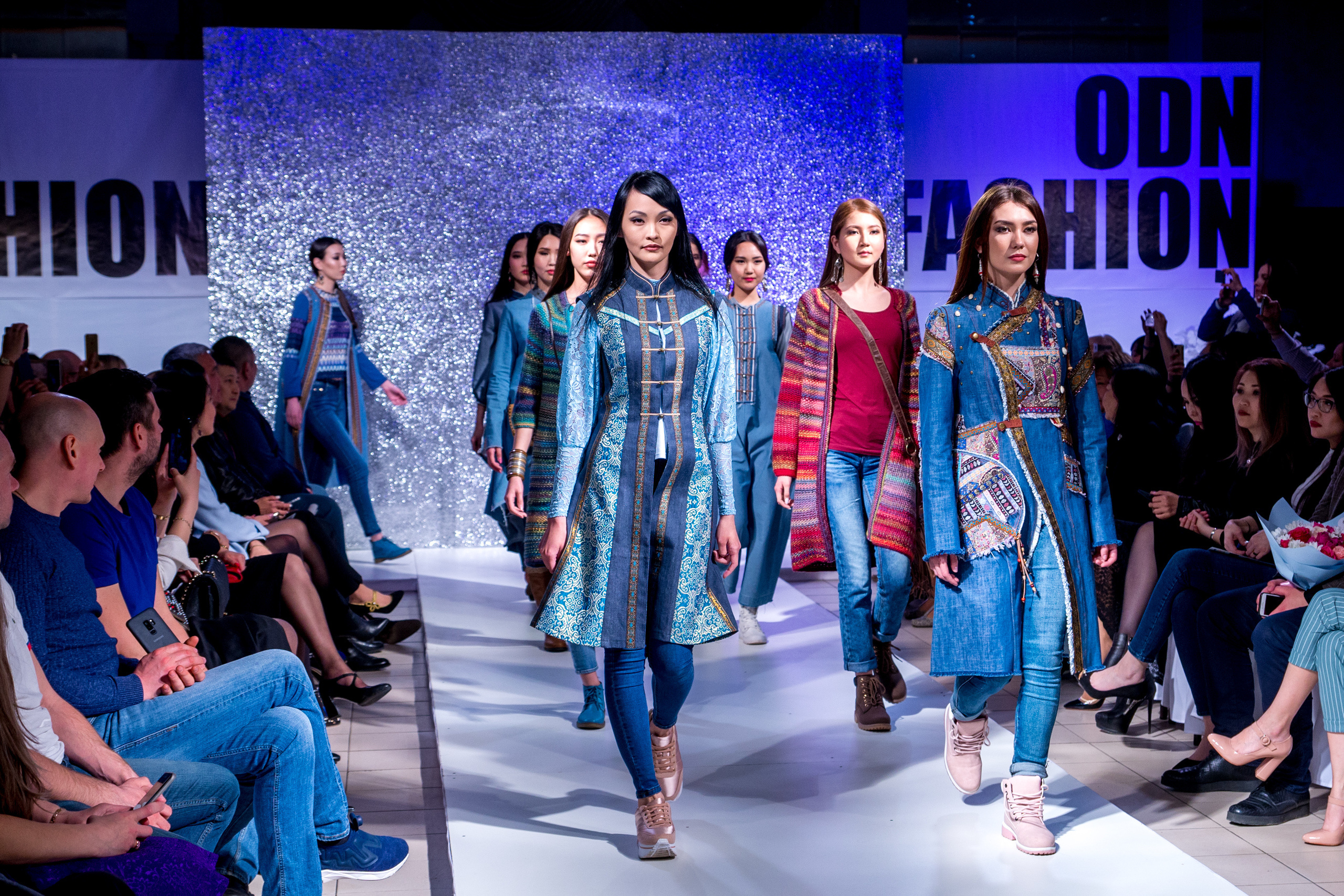 Odn Fashion. Свадебный фотограф в Элисте Аркадий Шарманжинов