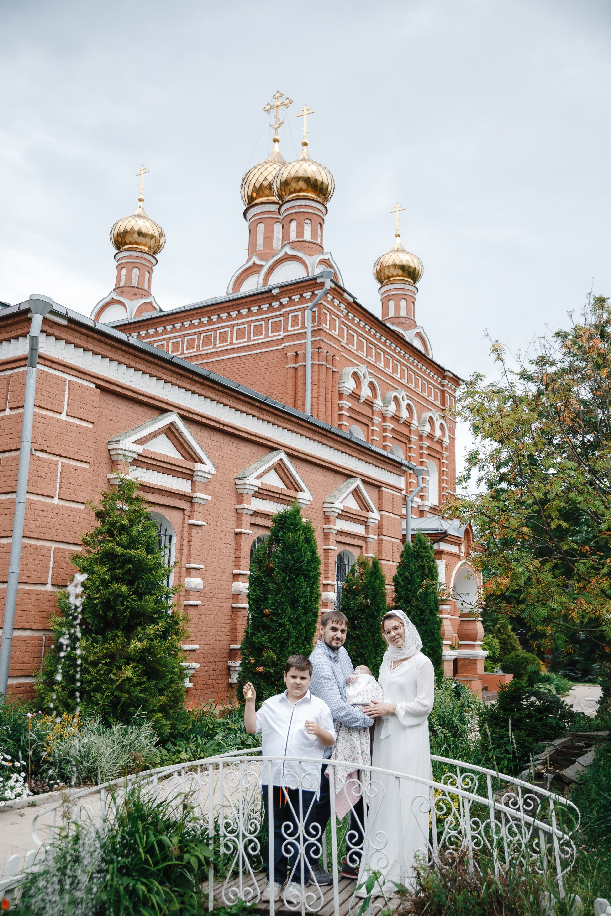 Крещение в храме Спаса Нерукотворного Образа в Б.Свинорье Г.Москвы. Фотограф на Крещение Москва