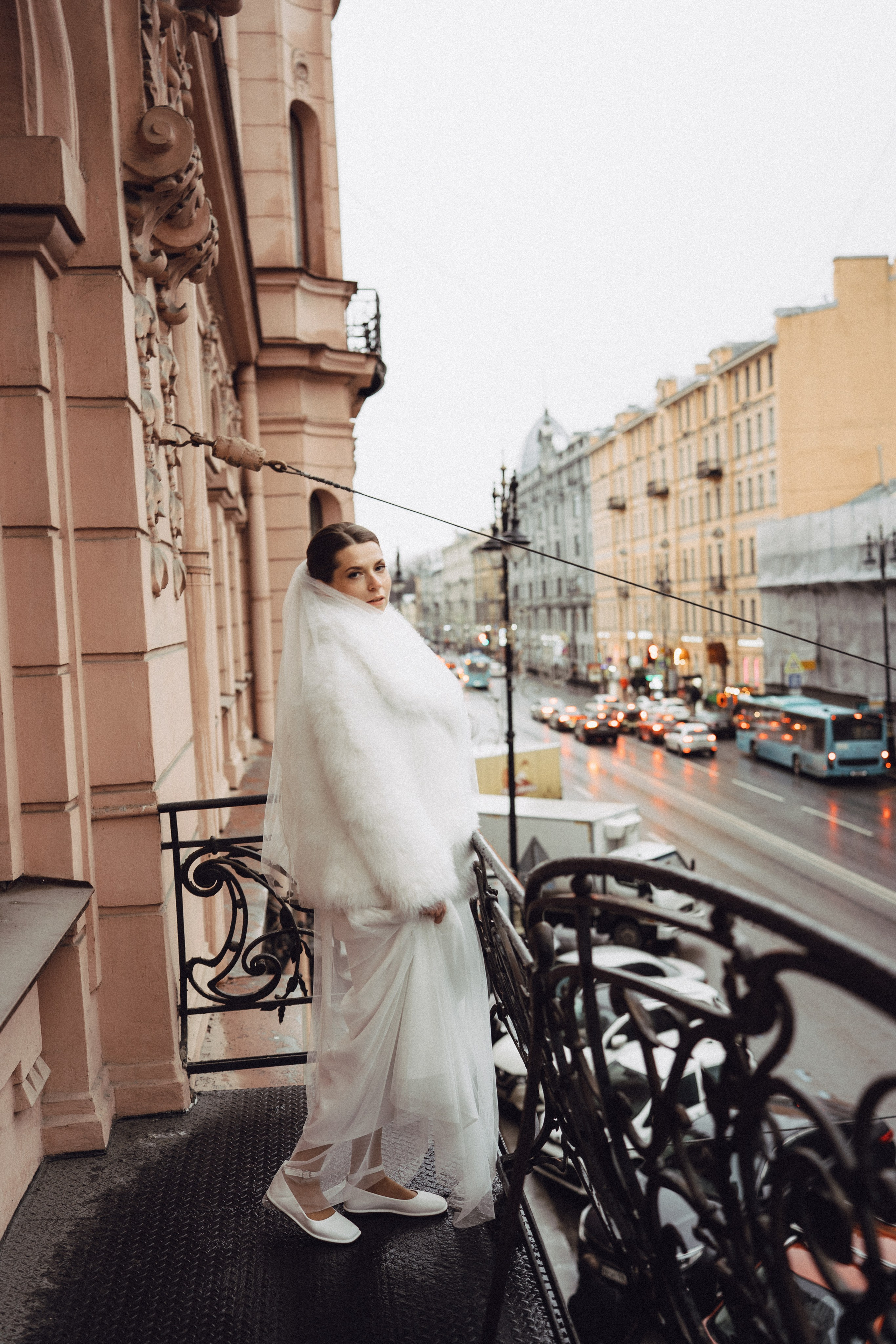 СВАДЕБНАЯ СЬЕМКА ВО ВТОРОМ ДВОРЦЕ (ДЕКАБРЬ) ТАКЖЕ СЬЕМКА В СТУДИИ НА ЧЕРНЫШЕВСКОЙ. Профессиональный фотограф, Санкт-Петербург — Виктория Богомолова