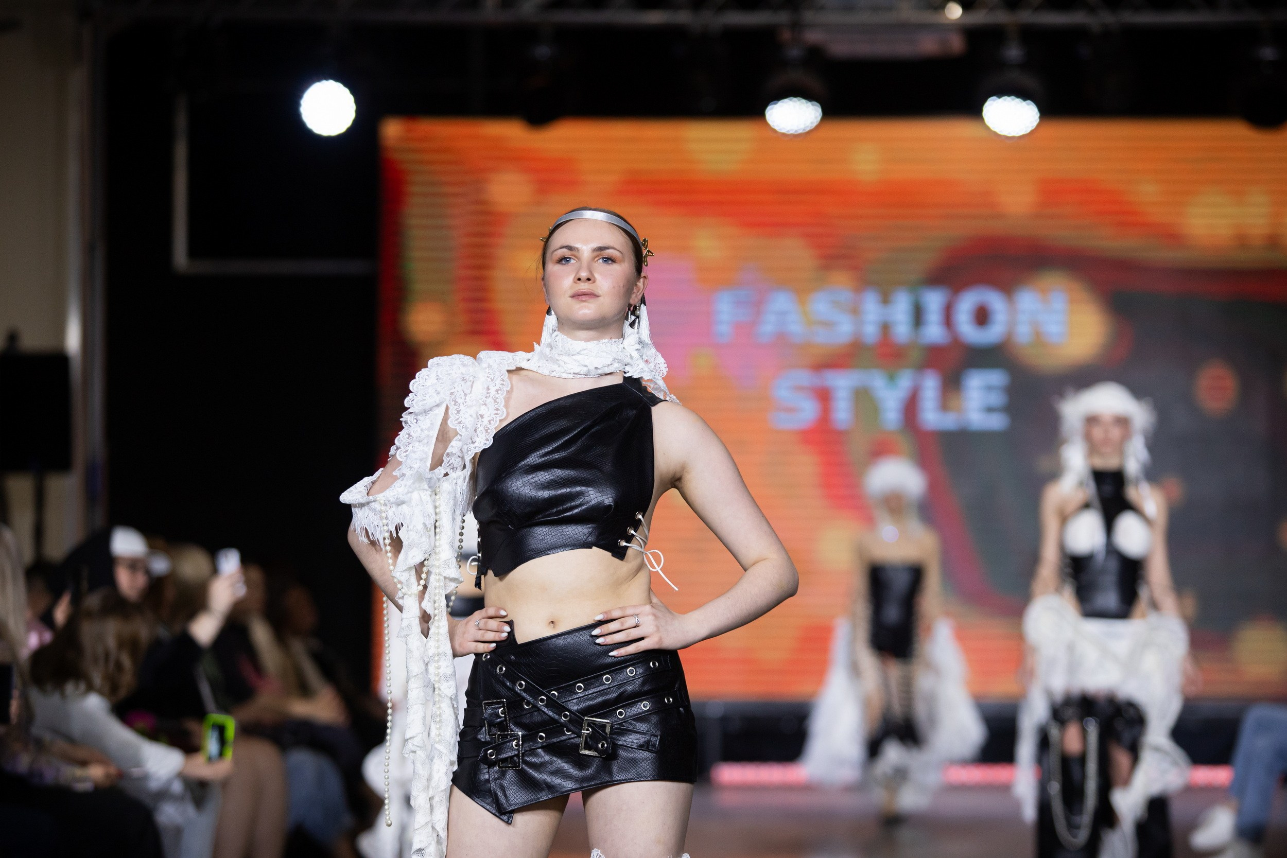 Фестиваль моды и красоты Fashion Style (17 мая 2025). Репортажный фотограф Алексей Пирязев