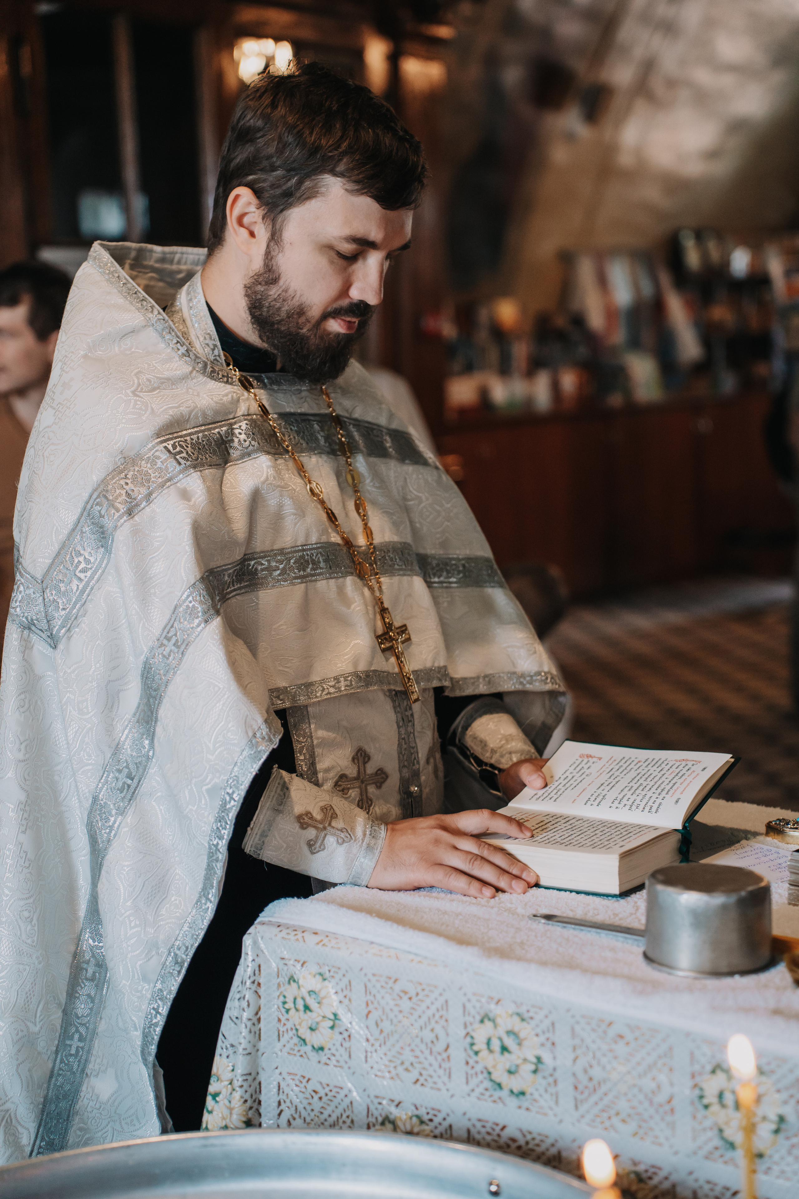 фотосессия крещения, фотограф таинства крещения Москва, ребенок с мамой крещение, фотограф на крещение Королев,  фотограф на таинство Крещения Мытищи, фотограф крещения Мытищи