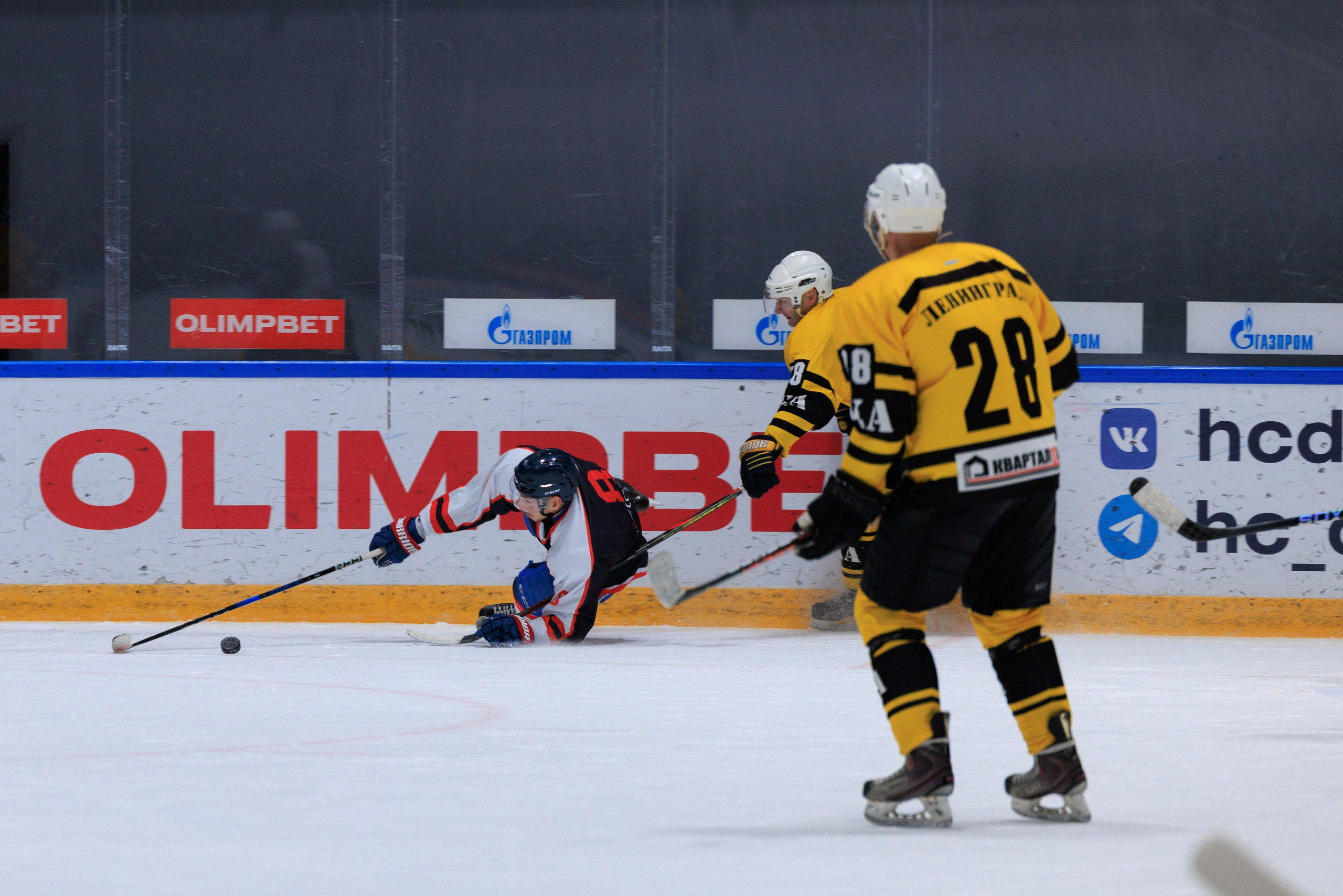 НХЛ Омега — Ижорец (3-2). Фотограф Александр Заломаев