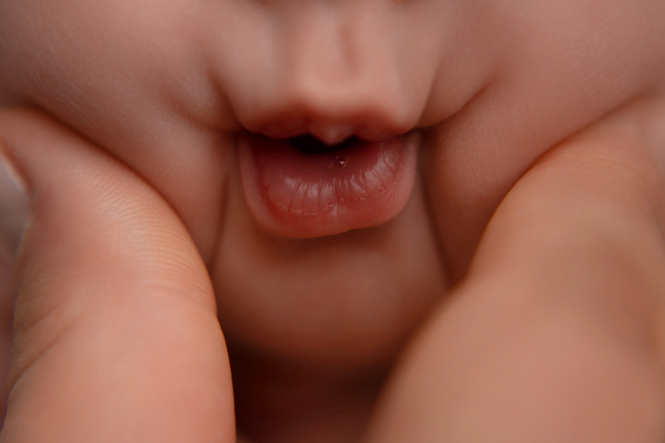 Фото с родителями/Макроснимки. Фотограф новорожденных Оренбург и свадебный фотограф Оренбург