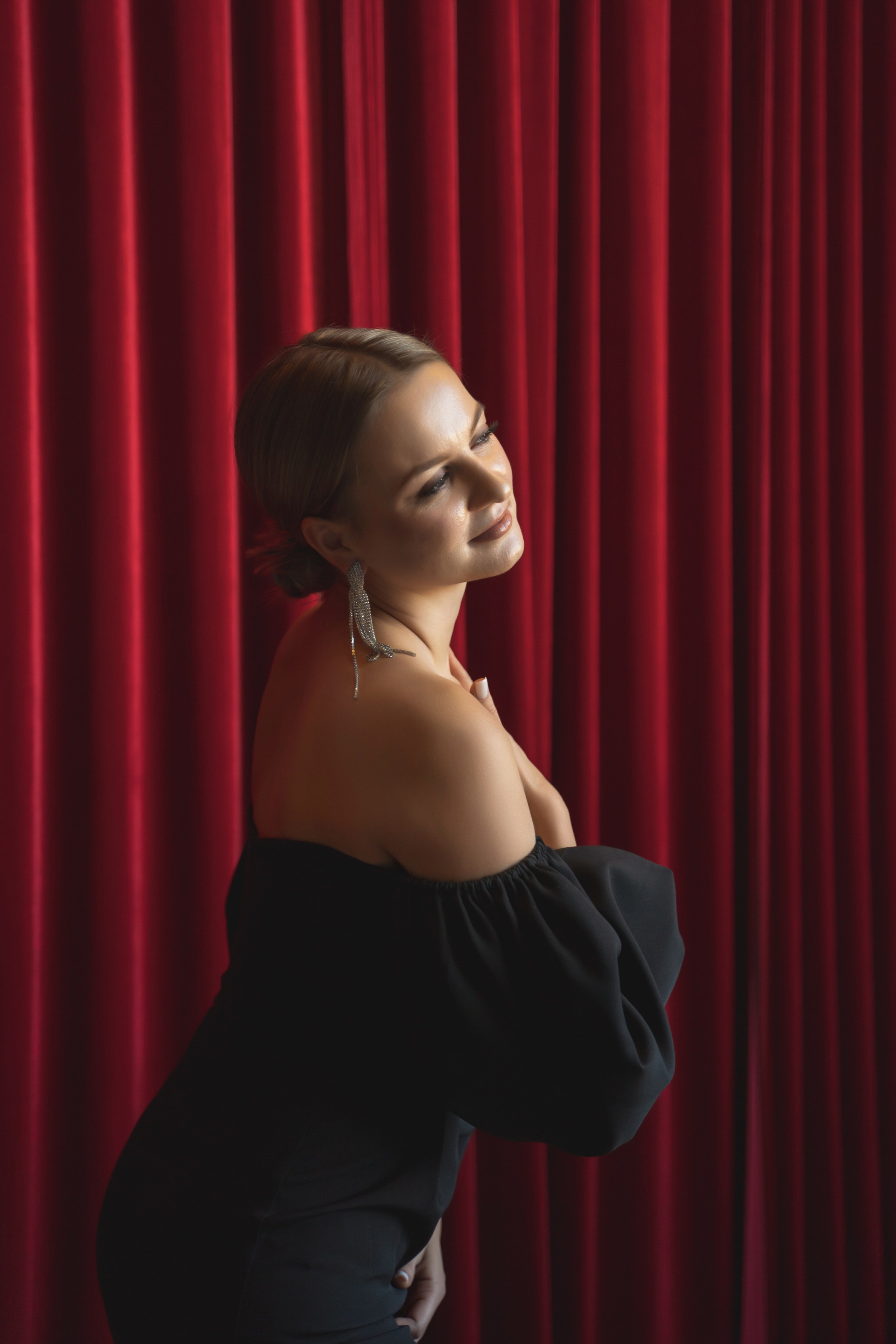 Елена. Главная