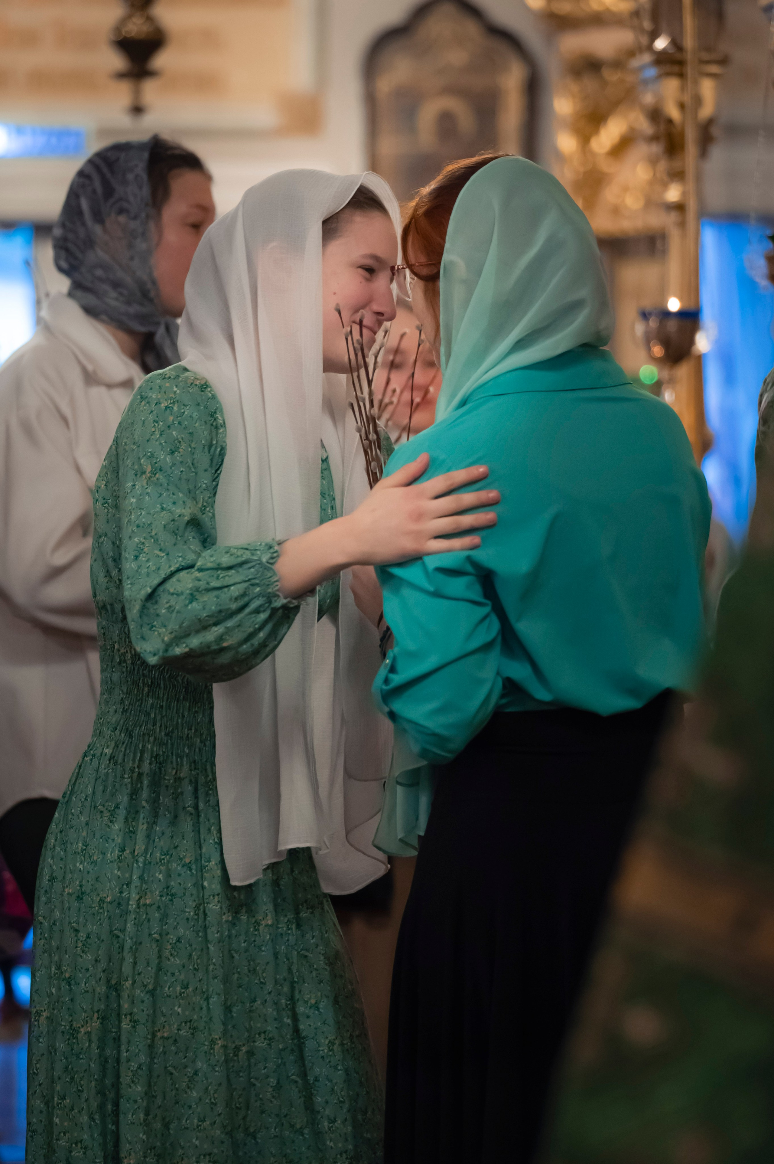 Богородский Храм. Всенощное бдение. Освящение верб. Антон и Татьяна Денисенко — В храме