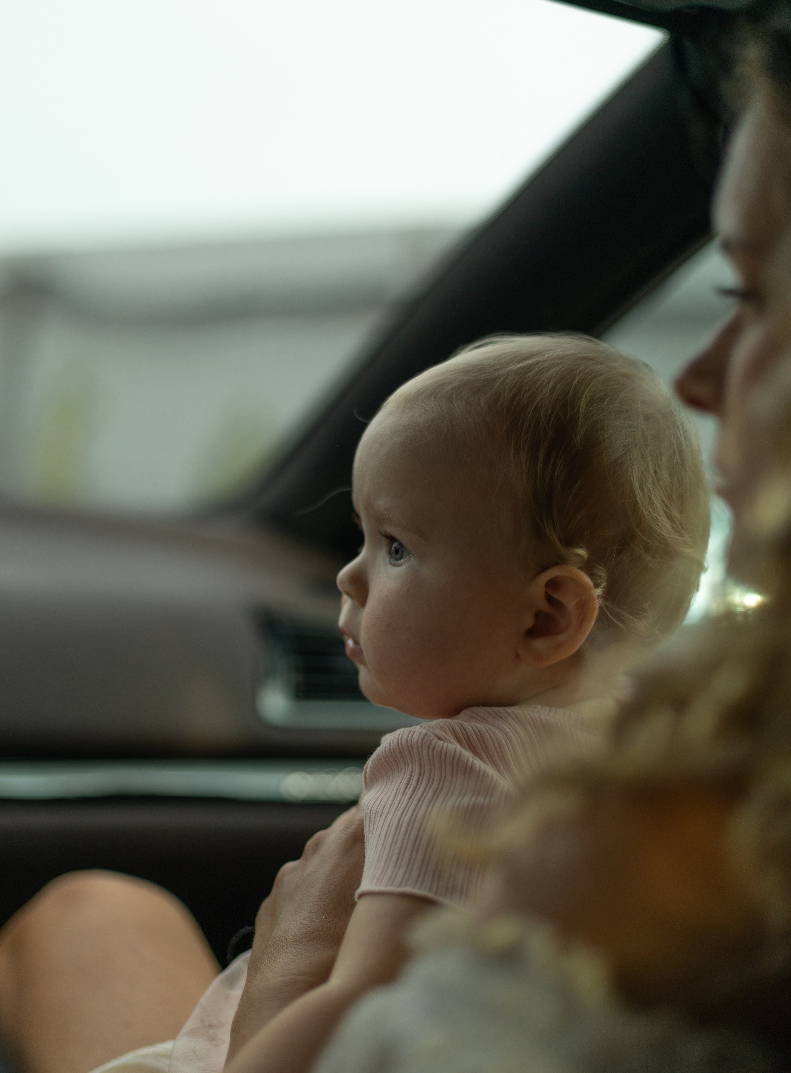 Евгений с семьей. Главная