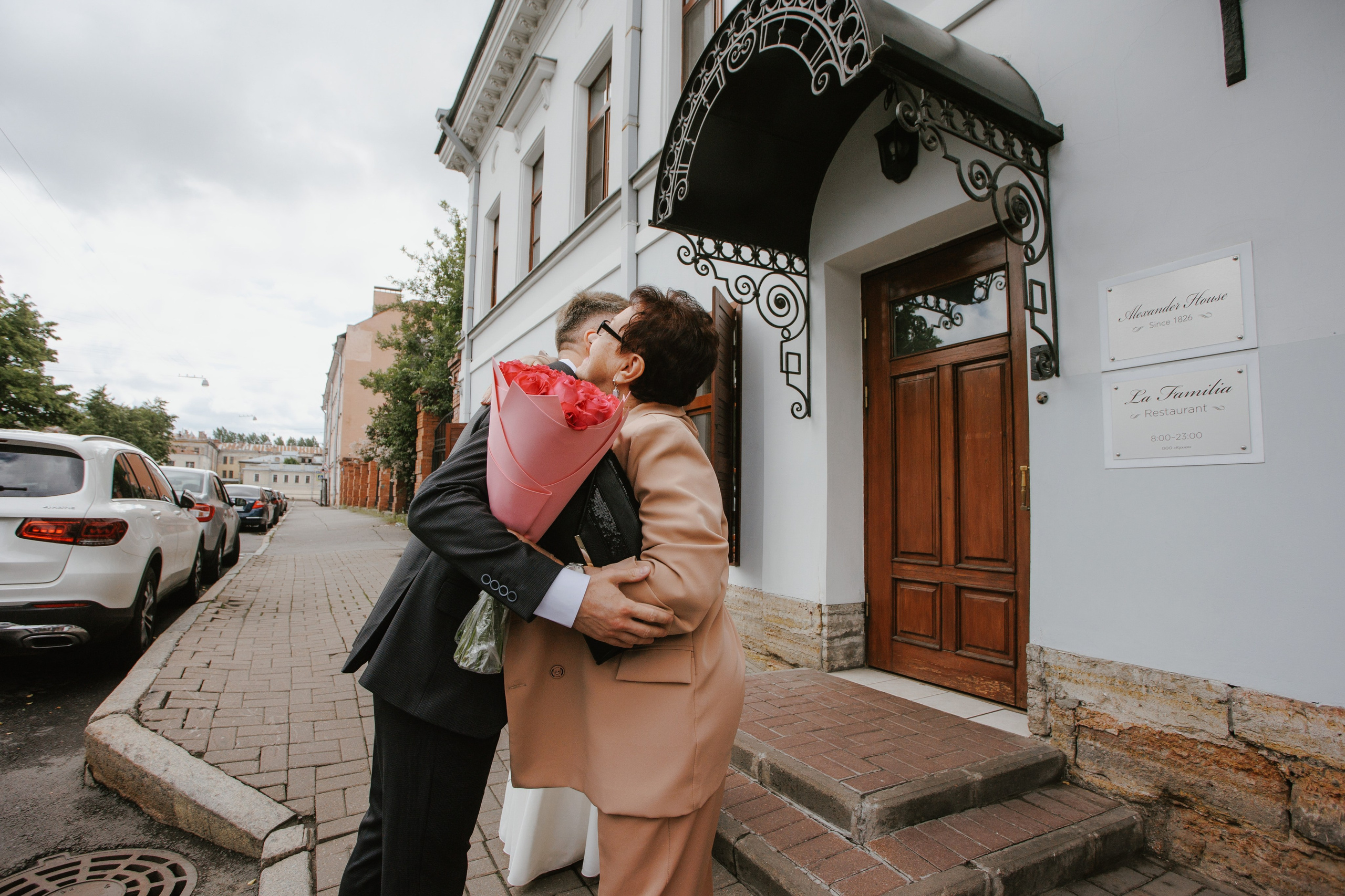 Свадьба в Питере весной. Свадебный фотограф СПБ