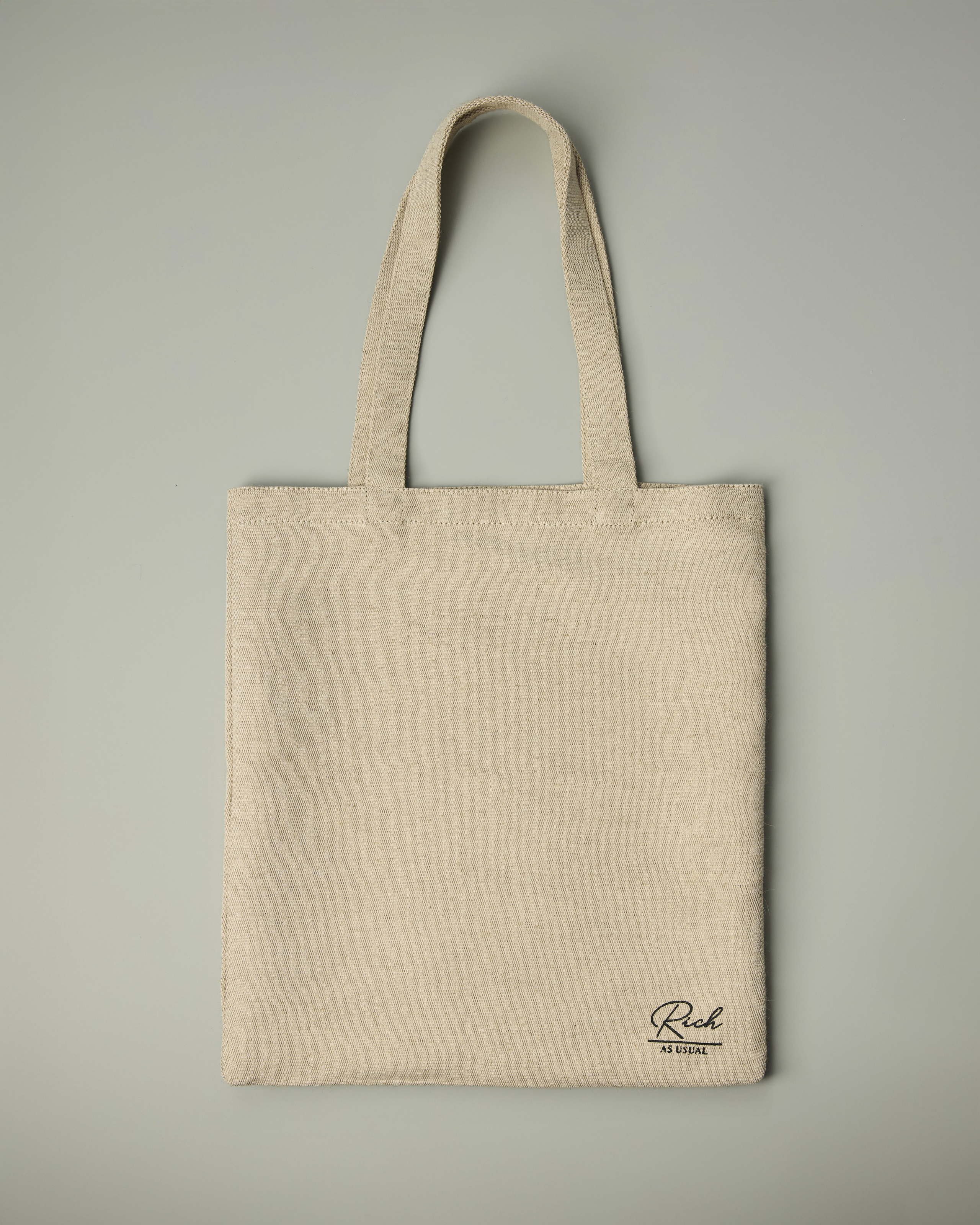 Rich as Usual. Фотограф для маркетплейсов в Москве Озерова Кристина