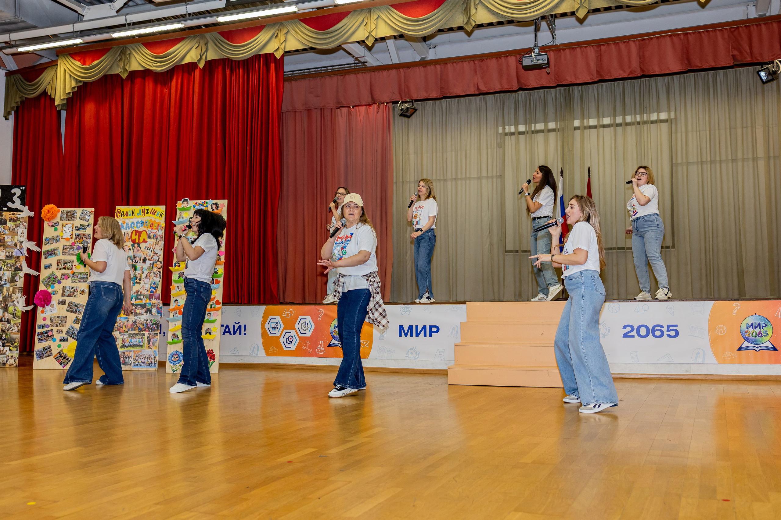 Выпускной праздник в начальной школе. Фотограф и видеограф Москва. Свадебный фотограф, видеограф. Выпускные альбомы. Оживающие альбомы