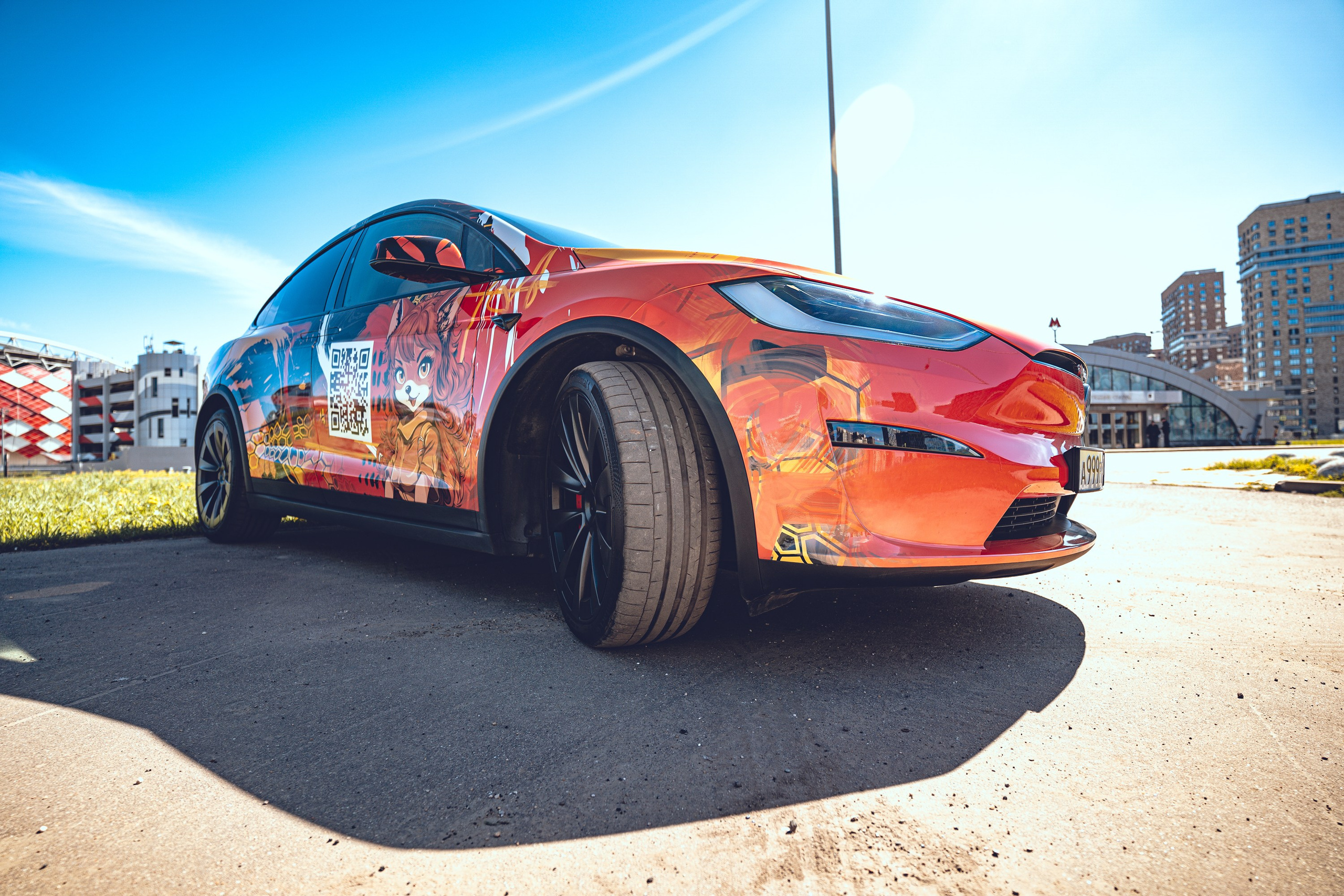 Винилография на Tesla Model X Plaid. Студия дизайна и оклейки авто Barmaley Design