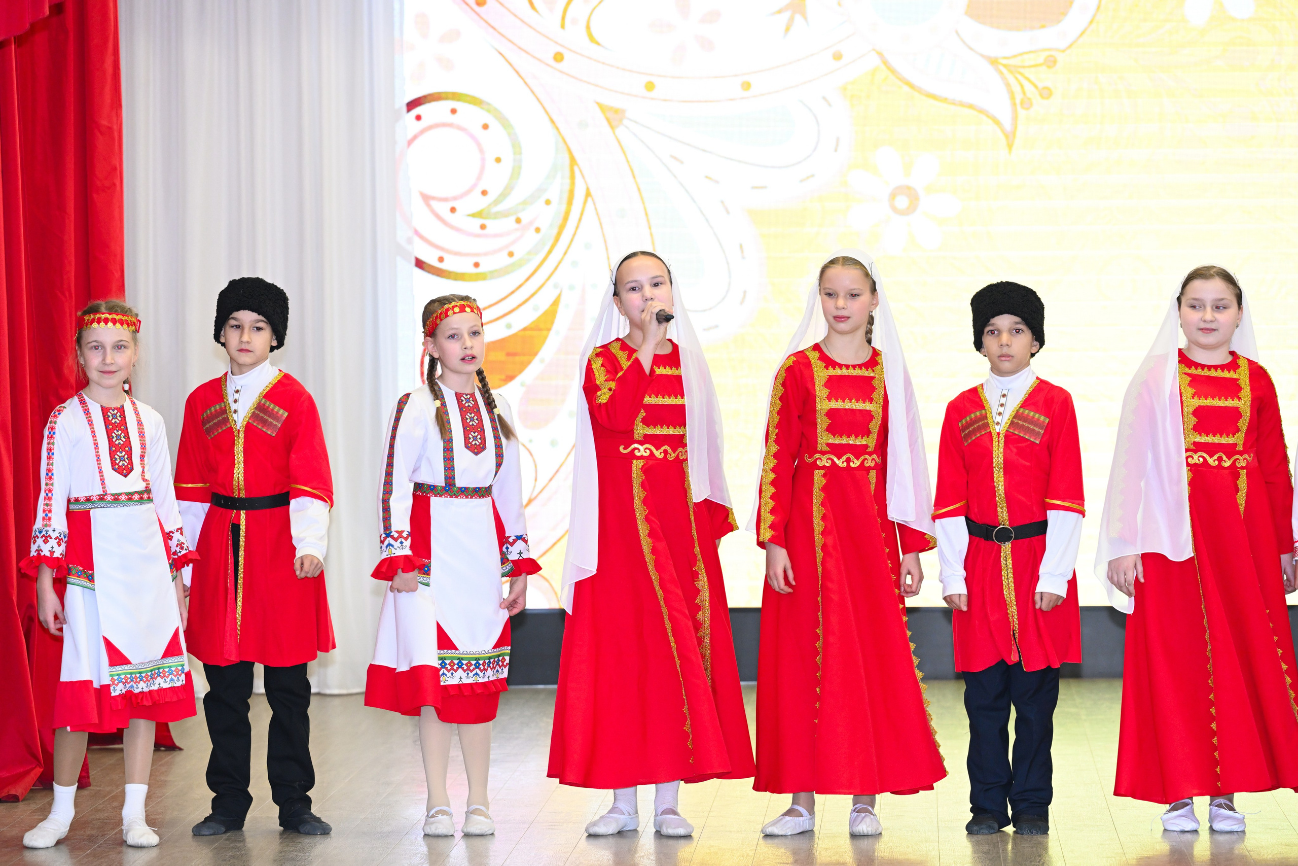 2025-11-21 День семьи 127. Снежинск фото Андрианов