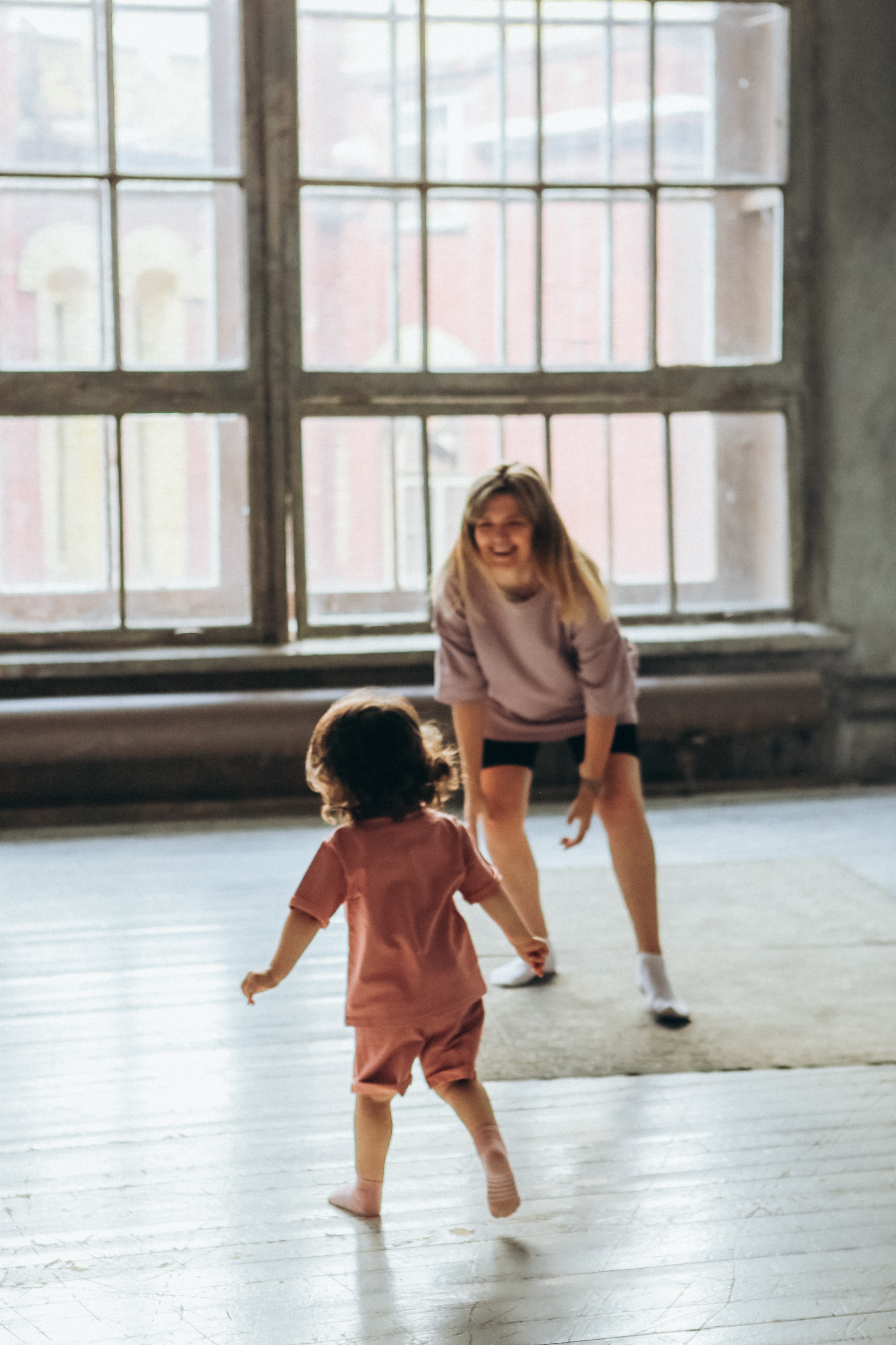 Евгения и Мирослава. Фотограф Анастасия Кувшинова Москва