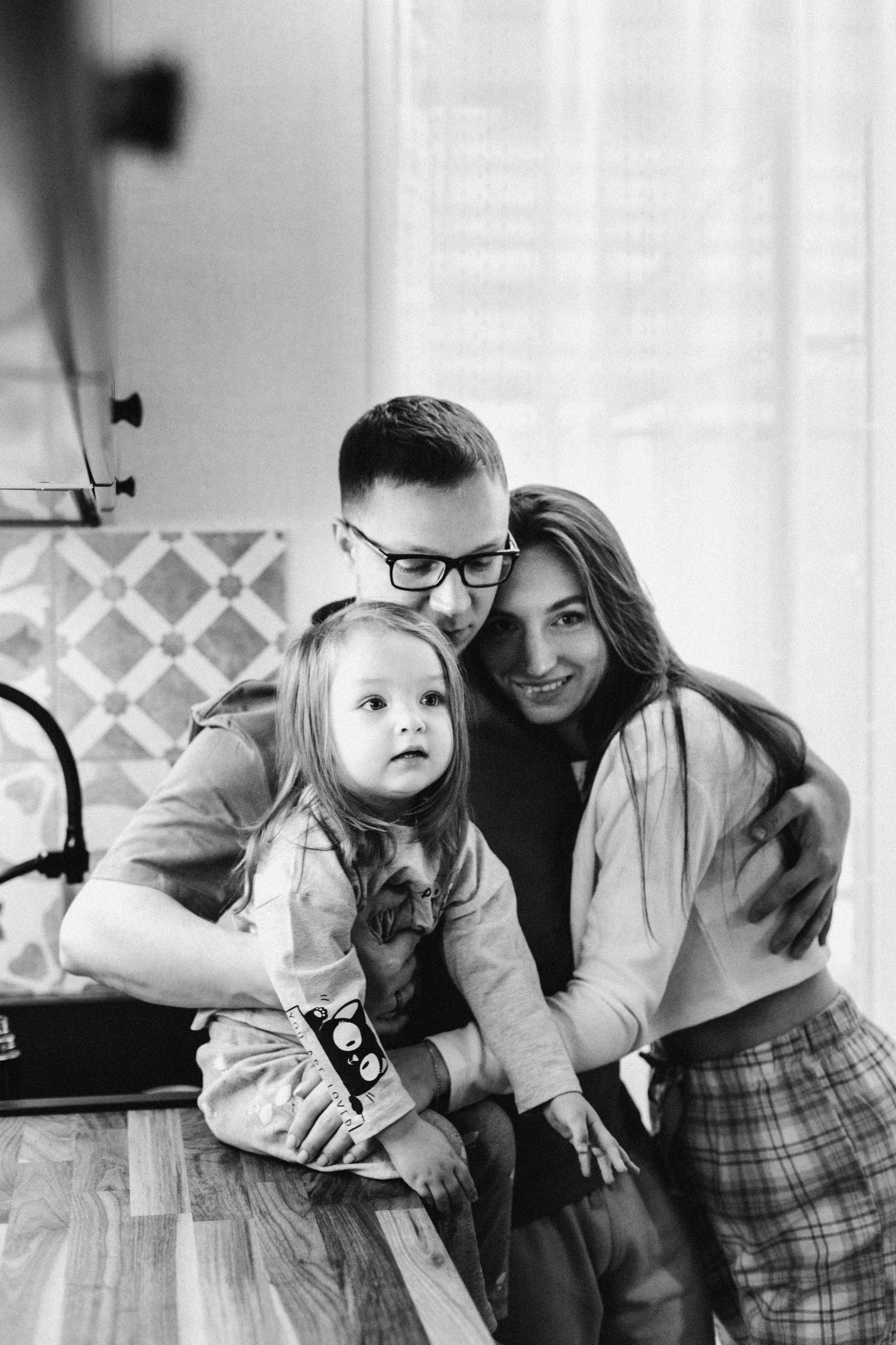 Где-то снежные дремлют метели, В ожидании праздничных чудес. Душевный фотограф Ваших самых ярких событий Марина Погребняк