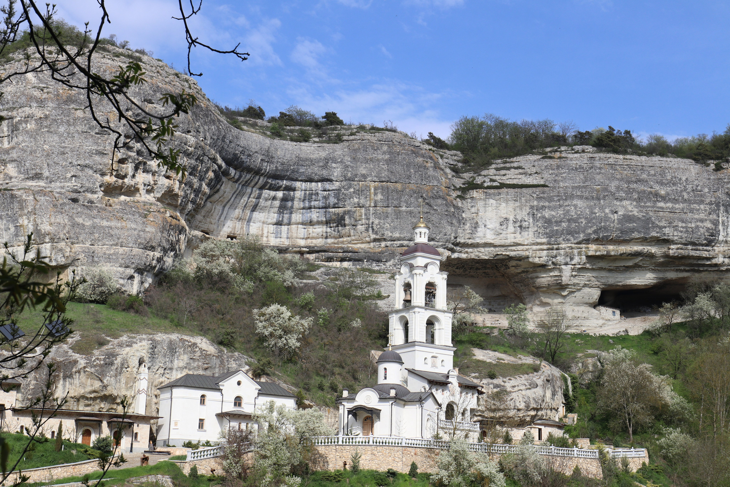 Крым. ЮБК (Бахчисарай, Кастрополь, Таракташская тропа). Май 2021. Путешественник-фотограф из Санкт-Петербурга Татьяна Свистулина