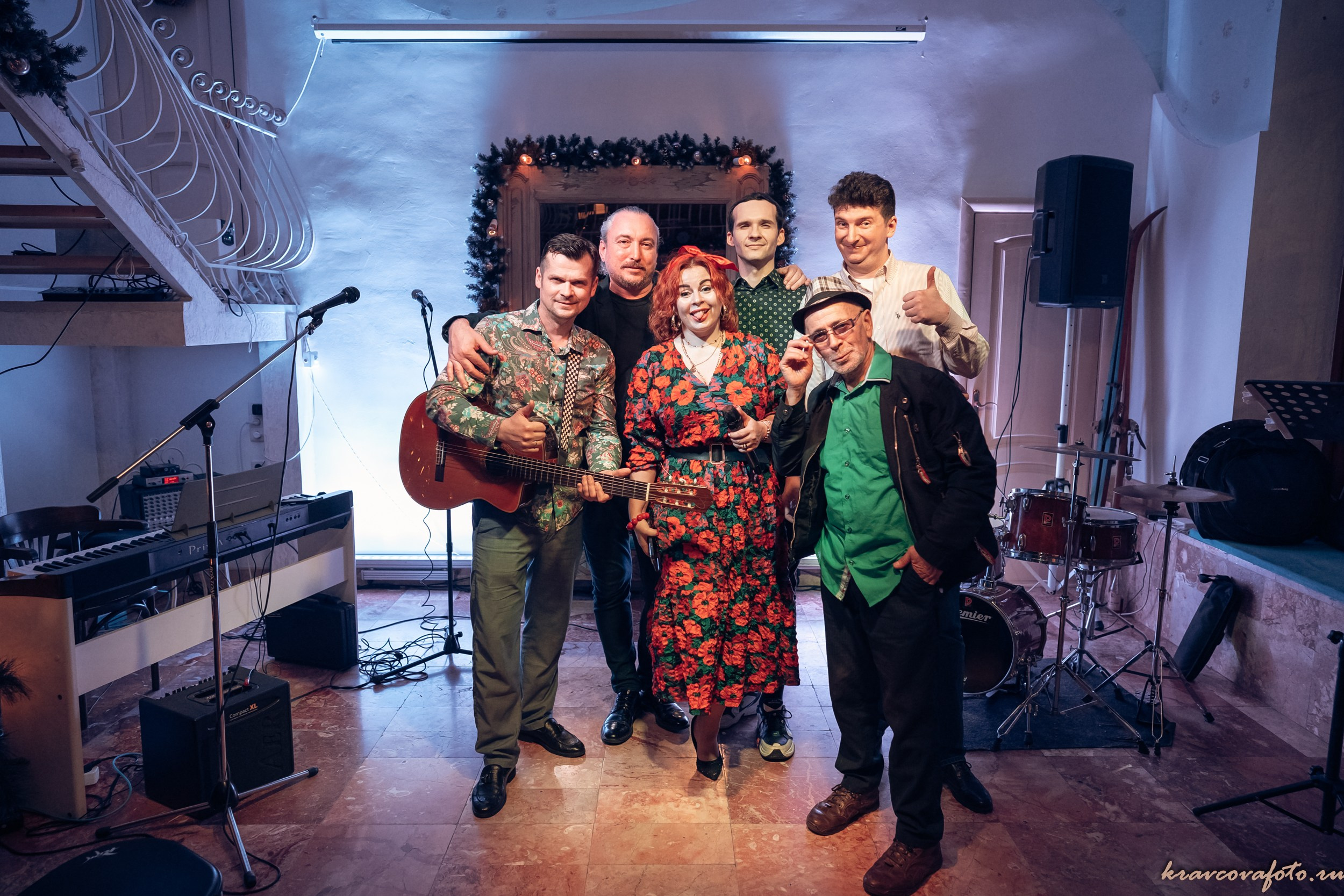 Концерт «Бразильская зима» в арт — кафе Снежинка. Церковный фотограф Севастополь