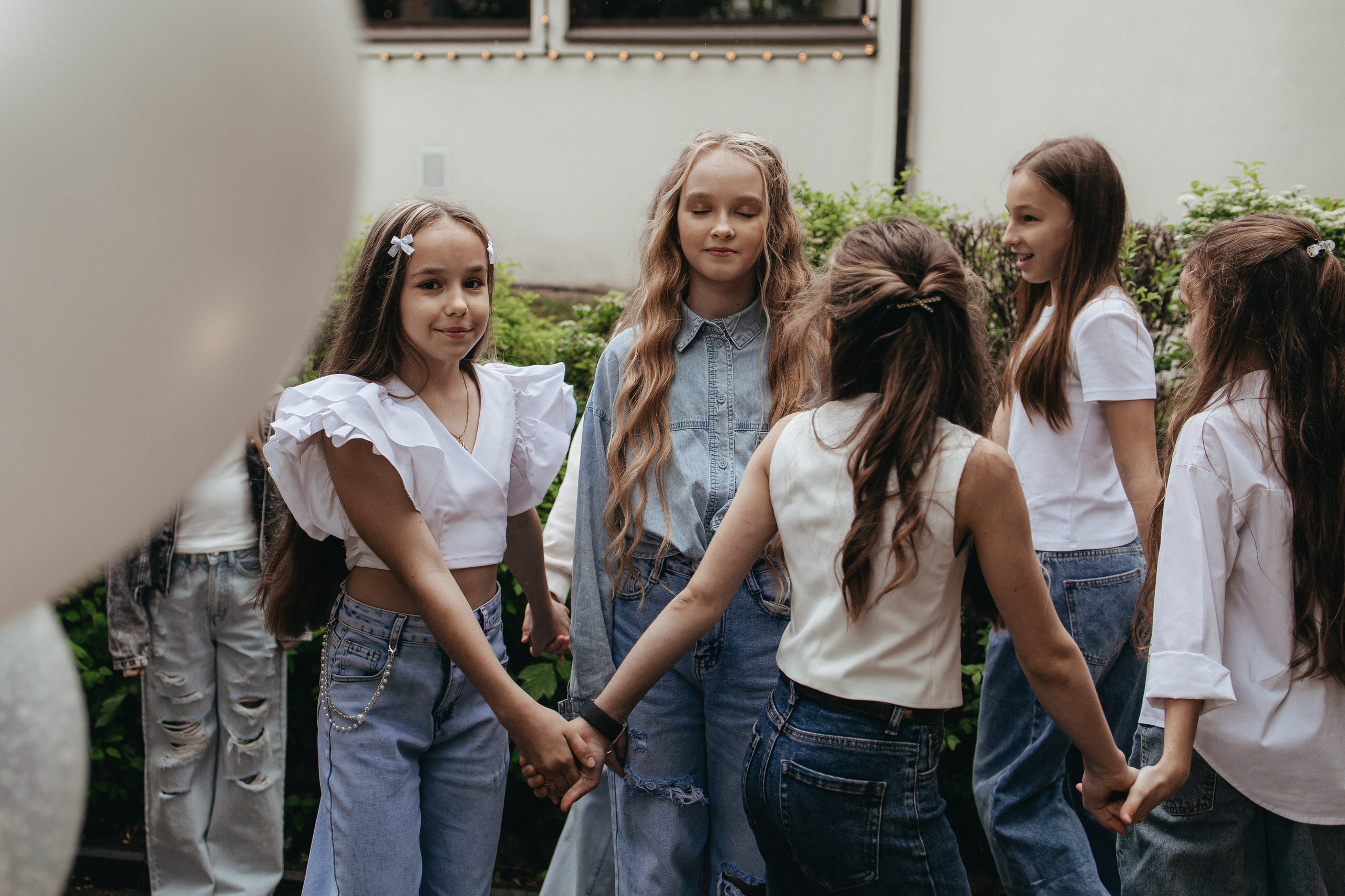 День рождения в компании девочек гимнасток. Семейный фотограф в Москве, Щелково, Фрязино _ Виктория Степанова