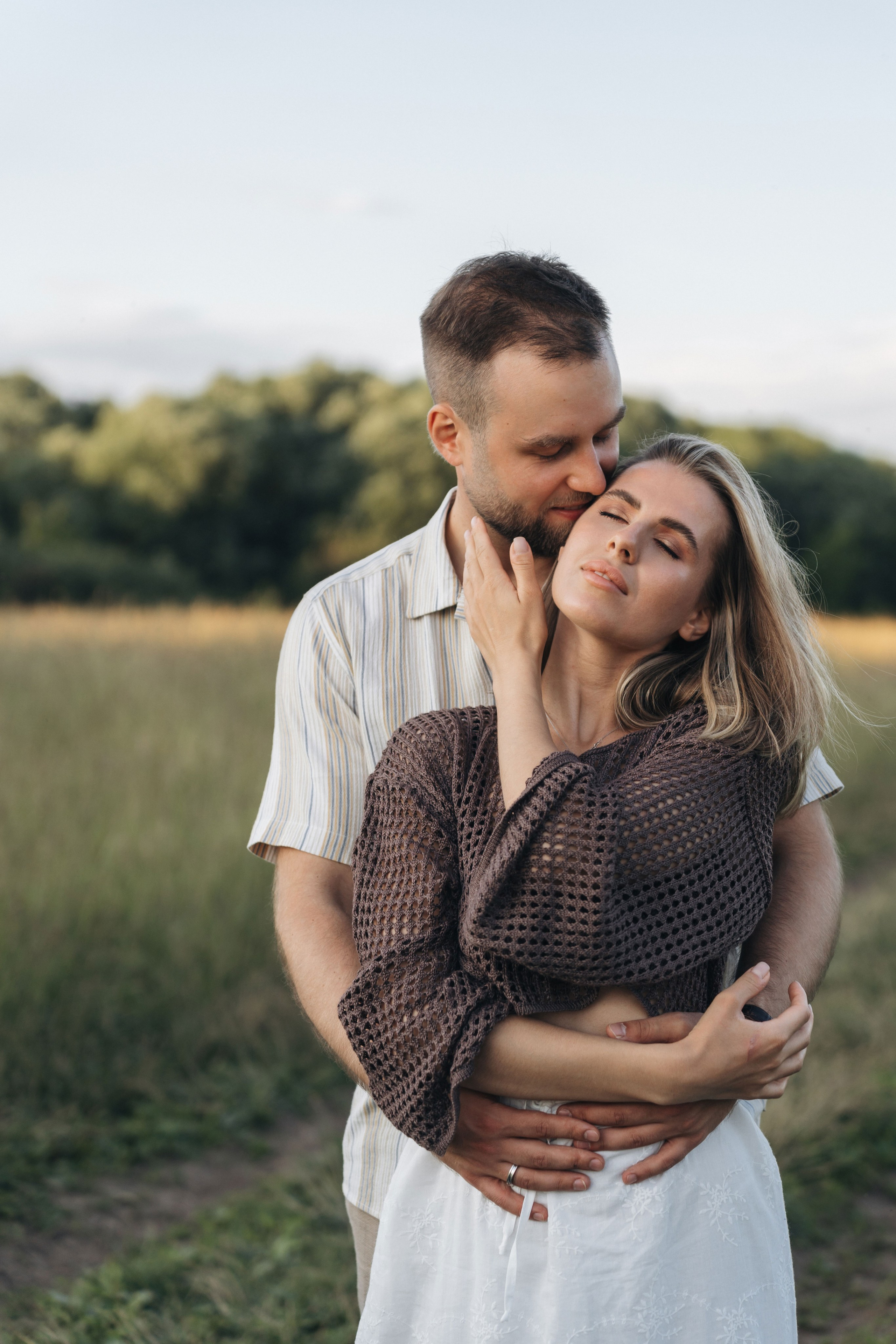 На машине загород. Ваш фотограф Вика Артемова