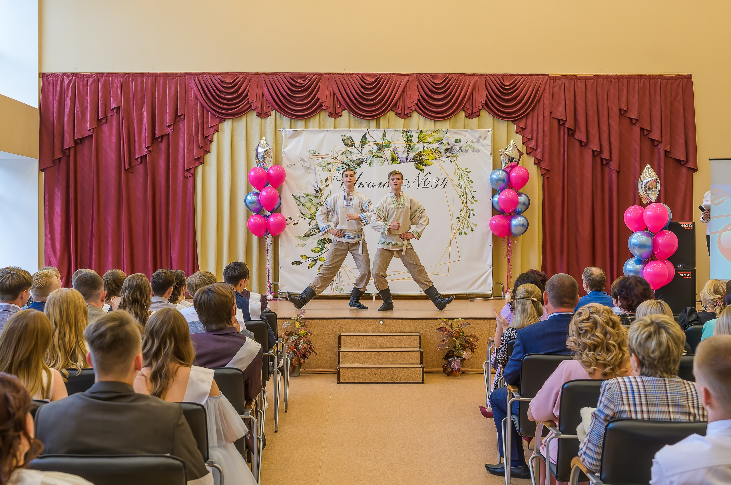 Выпускной МБОУ «СОШ № 34». Фотограф в Кемерово Владислав Шульц