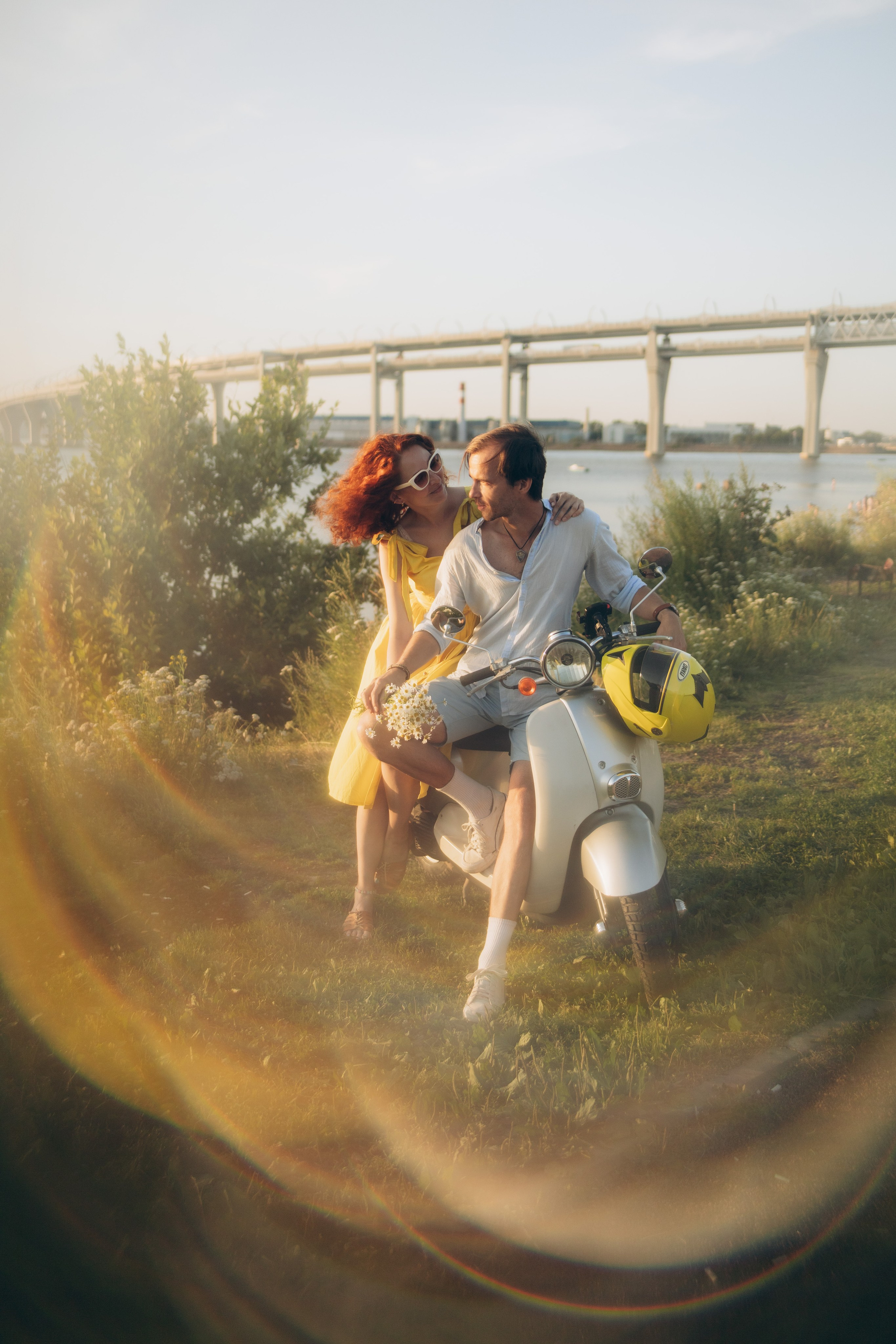 Фотосессия Love story c мопедом. Семейный и детский фотограф в Санкт-Петербурге Павлова Елена